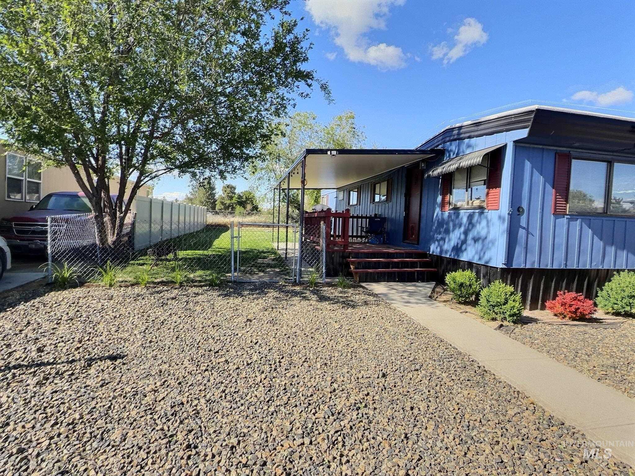 701 Monte Vista Dr, Emmett, Idaho 83617, 2 Bedrooms, 1 Bathroom, Residential For Sale, Price $75,000, 98986908