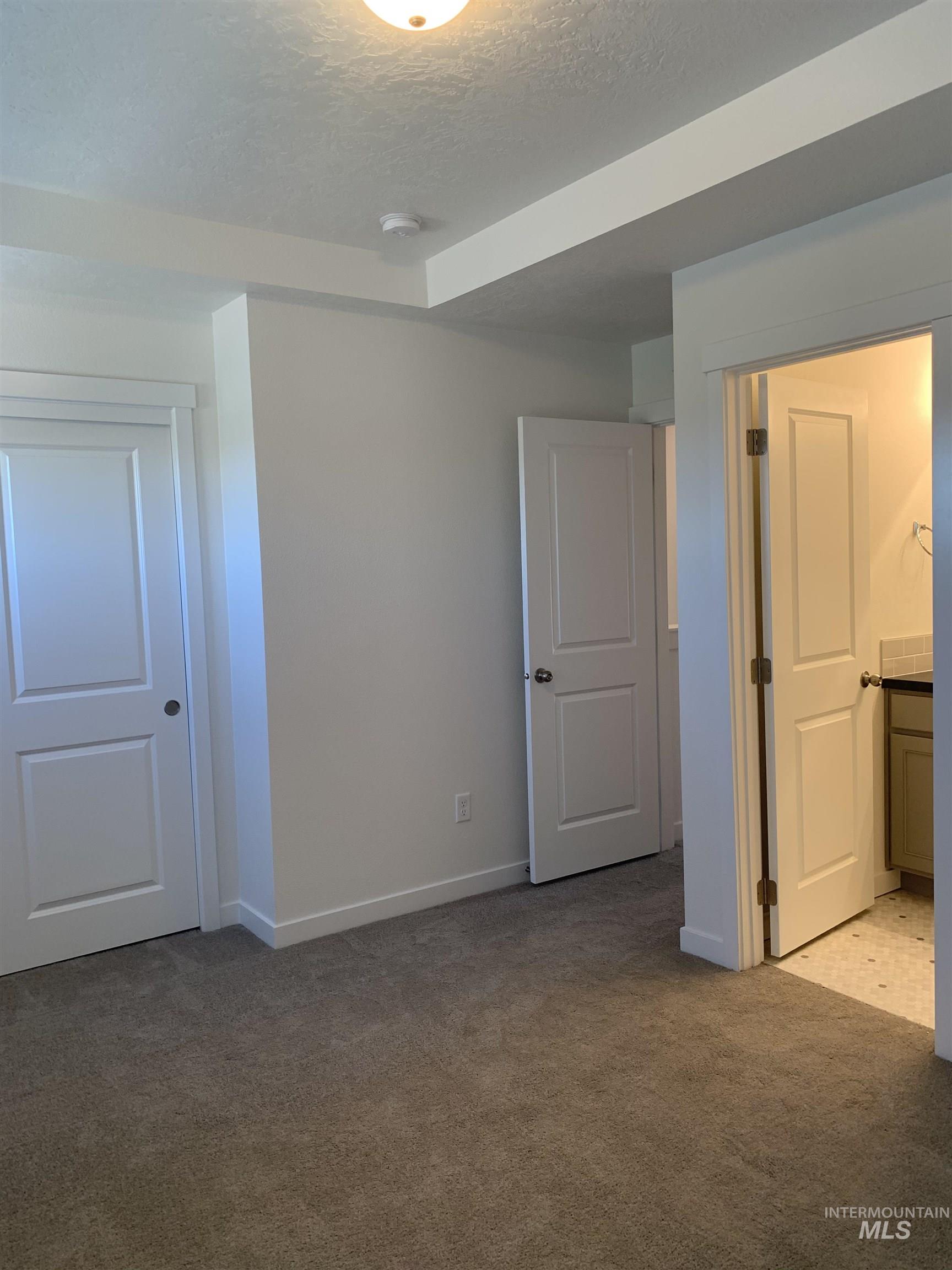 6002 S Jessenia Ln, Boise, Idaho 83709, 2 Bedrooms, 2.5 Bathrooms, Residential Income For Sale, Price $329,000, 98986918