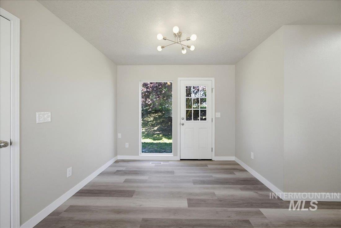 112 Barbara Dr, Middleton, Idaho 83644-5758, 3 Bedrooms, 2 Bathrooms, Residential For Sale, Price $355,000, 98986919