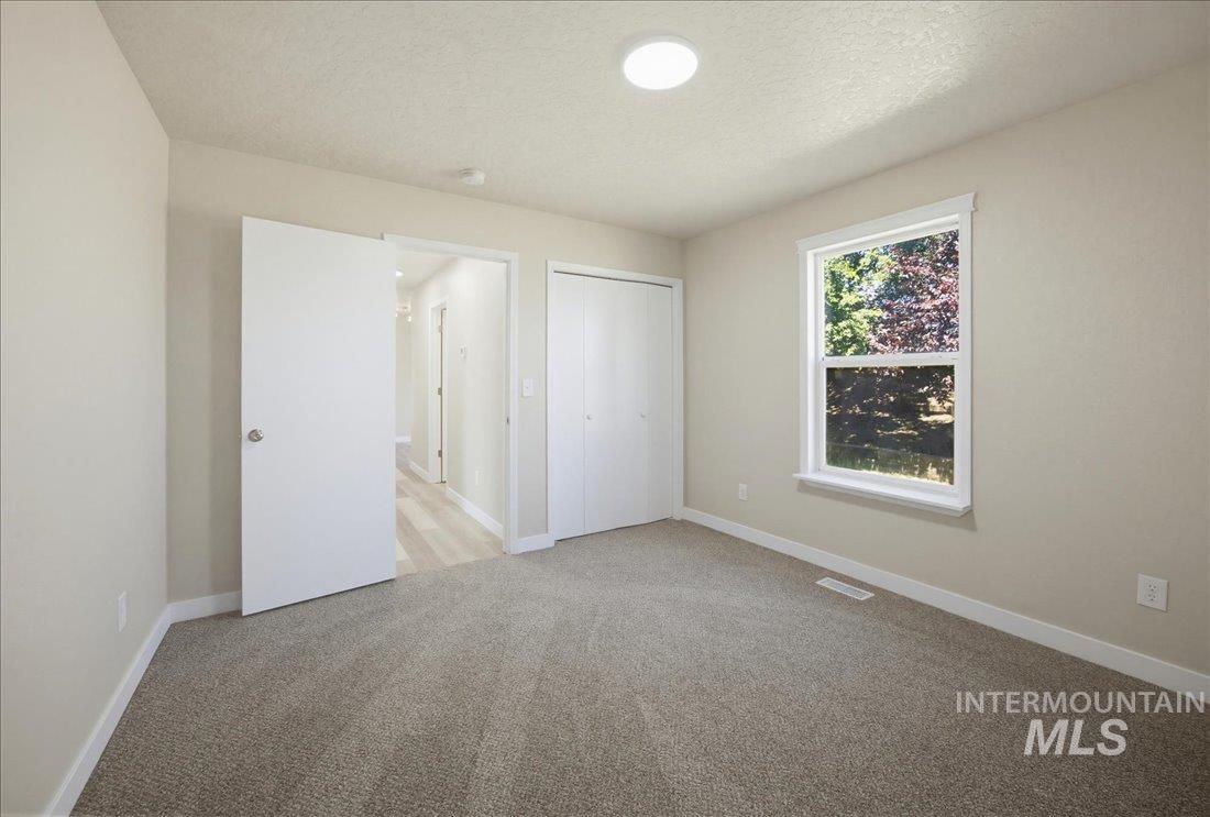 112 Barbara Dr, Middleton, Idaho 83644-5758, 3 Bedrooms, 2 Bathrooms, Residential For Sale, Price $355,000, 98986919