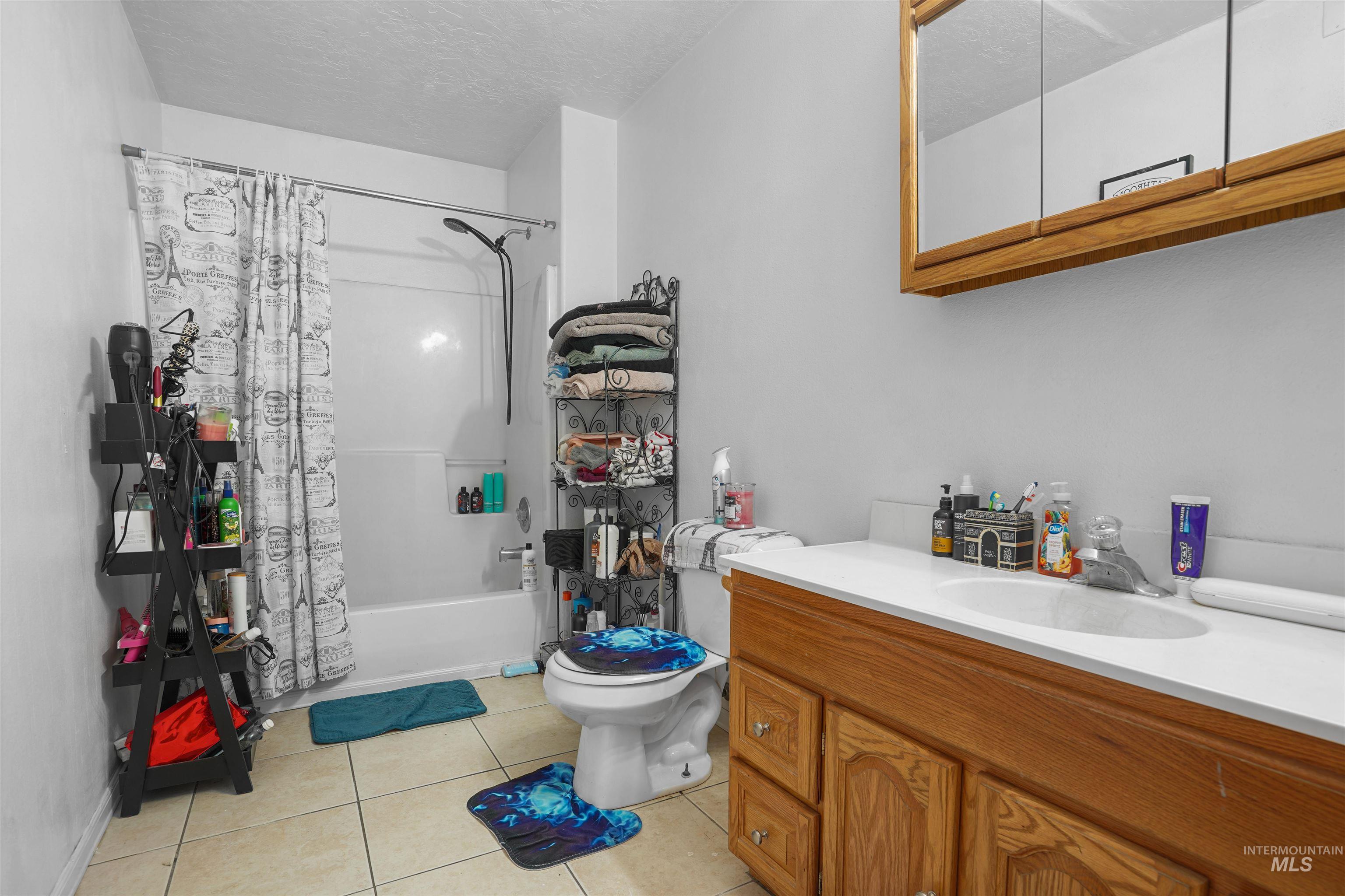 225 W Wayne St, Paul, Idaho 83347, 3 Bedrooms, 1 Bathroom, Residential For Sale, Price $225,000, 98986920