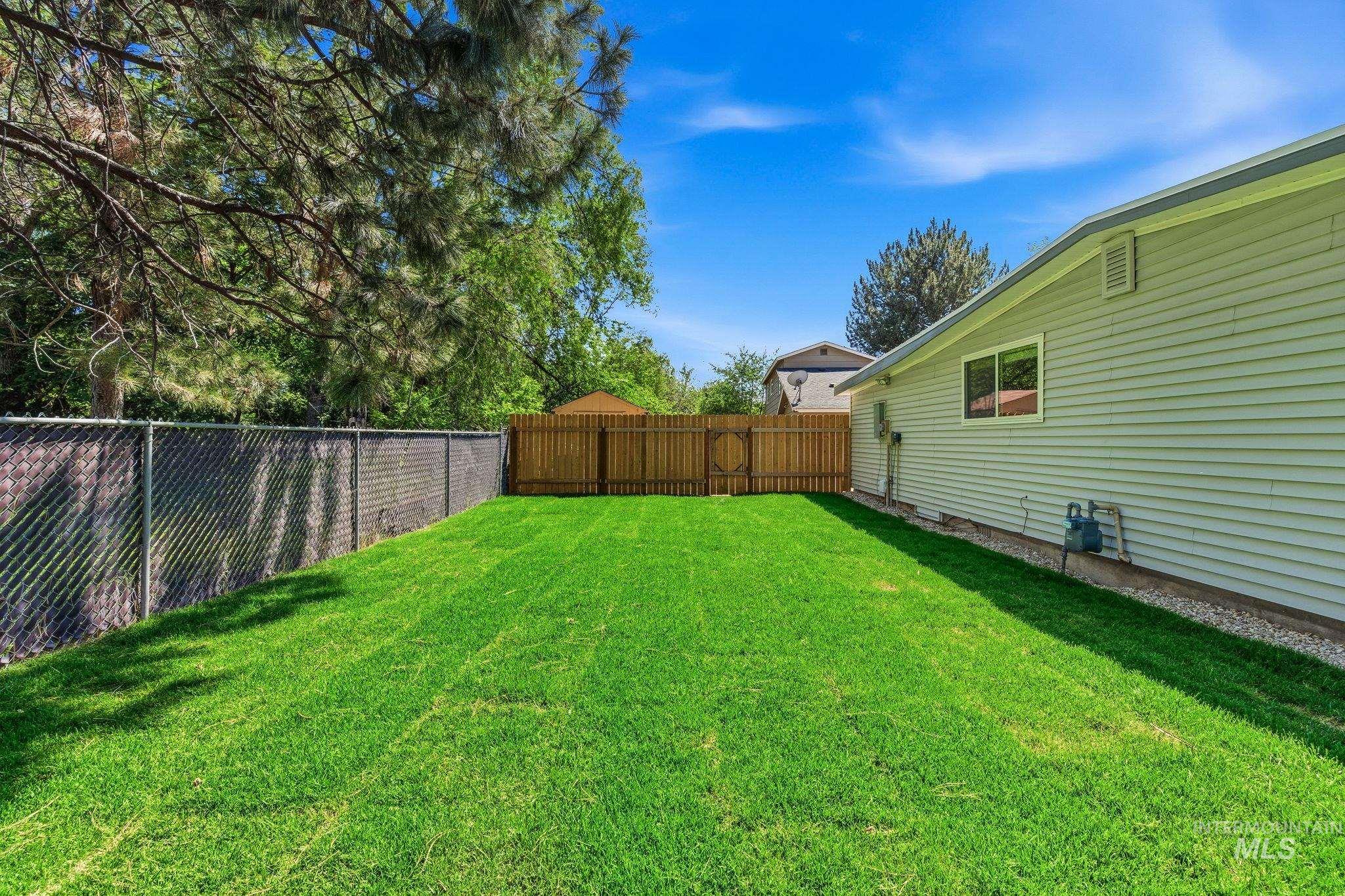 2224 S Rachel Circle, Boise, Idaho 83706, 4 Bedrooms, 2 Bathrooms, Residential For Sale, Price $499,990, 98986927