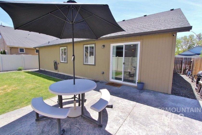 1208 W. Whisper St., Nampa, Idaho 83651, 3 Bedrooms, 2 Bathrooms, Residential For Sale, Price $355,000, 98986932