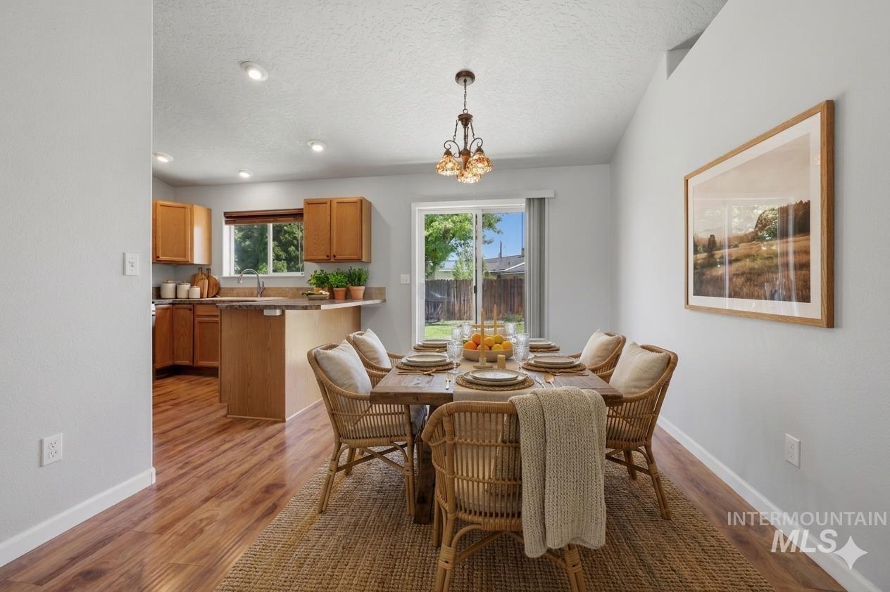 2711 Manchester Dr, Caldwell, Idaho 83605, 3 Bedrooms, 2 Bathrooms, Residential For Sale, Price $340,000, 98986937