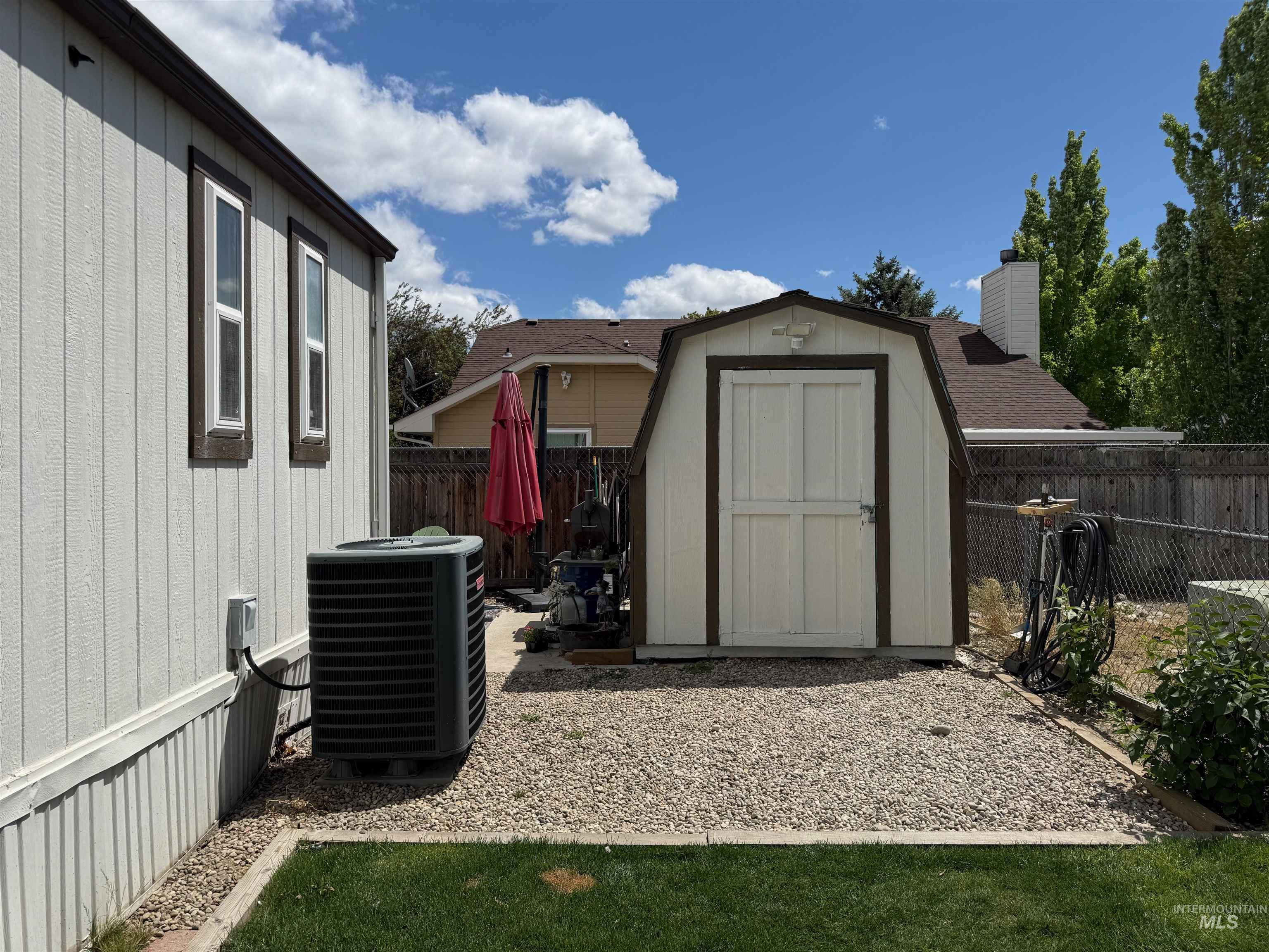 5244 N North Glen Ln, Boise, Idaho 83714, 2 Bedrooms, 2 Bathrooms, Residential For Sale, Price $74,900, 98986941