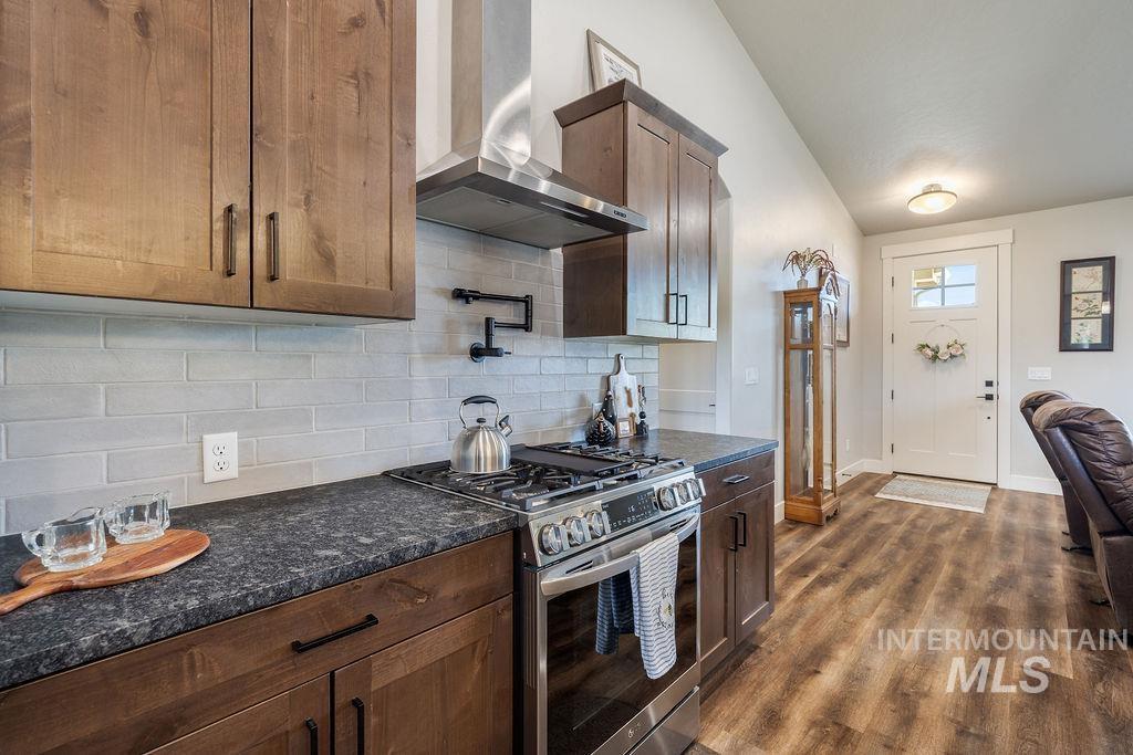330 Wood Rose Way, Wilder, Idaho 83676, 3 Bedrooms, 2 Bathrooms, Residential For Sale, Price $382,990, 98986946