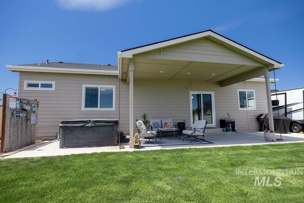 330 Wood Rose Way, Wilder, Idaho 83676, 3 Bedrooms, 2 Bathrooms, Residential For Sale, Price $382,990, 98986946