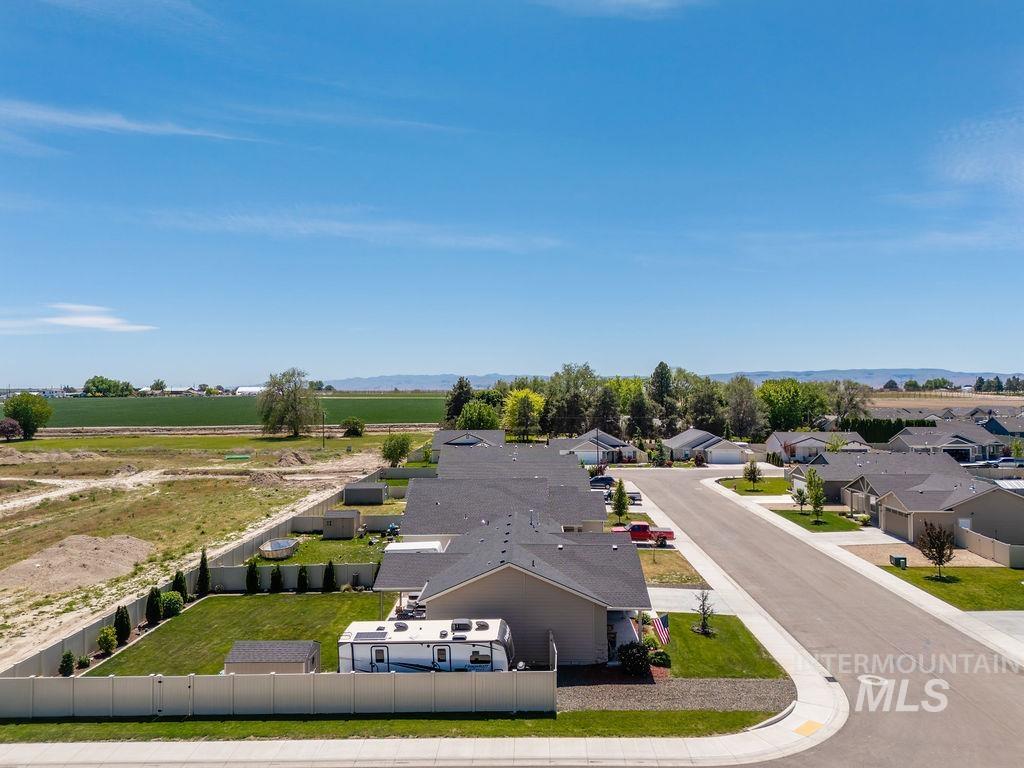 330 Wood Rose Way, Wilder, Idaho 83676, 3 Bedrooms, 2 Bathrooms, Residential For Sale, Price $382,990, 98986946