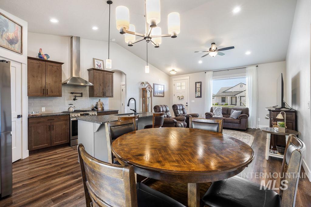 330 Wood Rose Way, Wilder, Idaho 83676, 3 Bedrooms, 2 Bathrooms, Residential For Sale, Price $382,990, 98986946