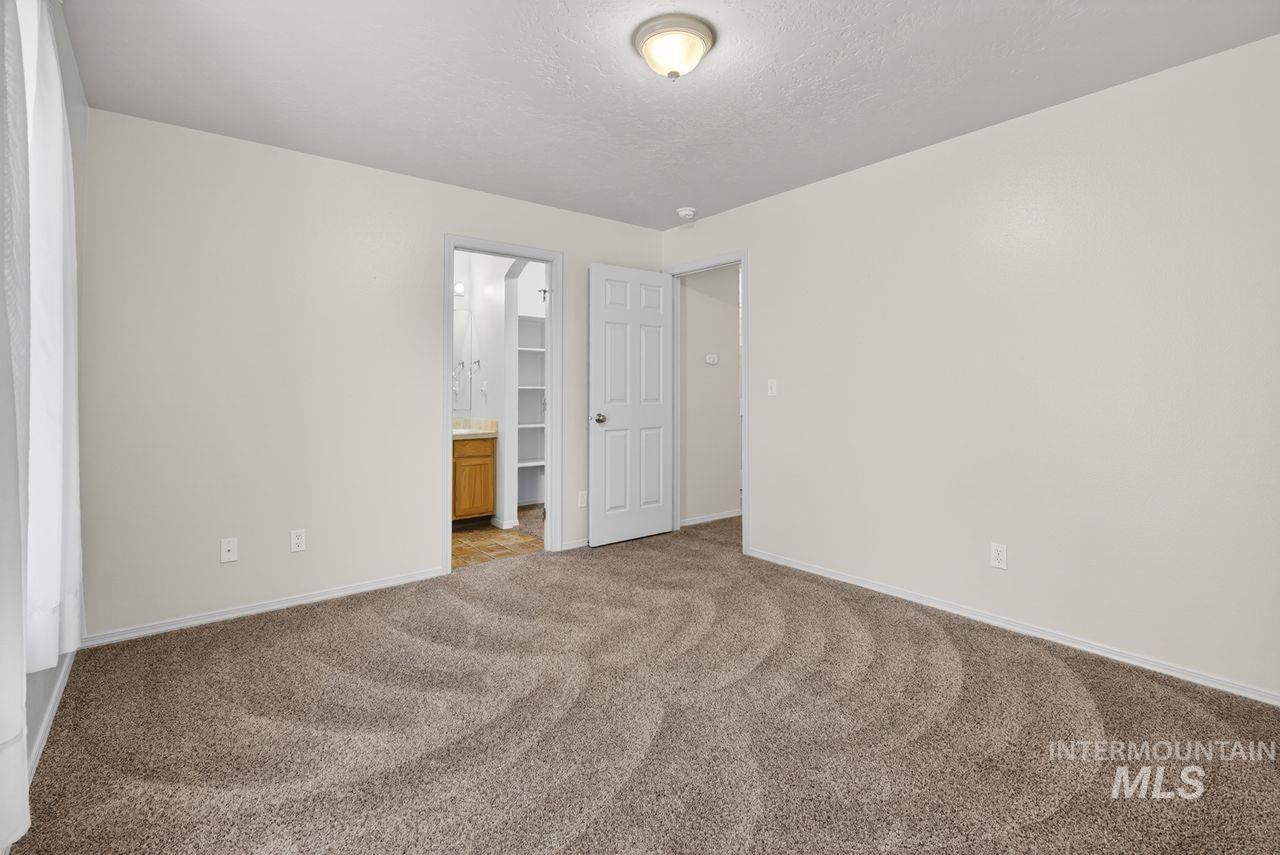 4306 S Glenmere Way, Meridian, Idaho 83642, 3 Bedrooms, 2 Bathrooms, Residential For Sale, Price $425,000, 98986947