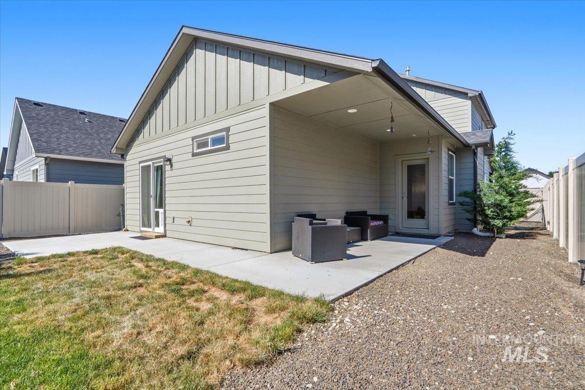 3434 S Garibaldi Pl, Meridian, Idaho 83642, 3 Bedrooms, 2.5 Bathrooms, Residential For Sale, Price $459,000, 98986949