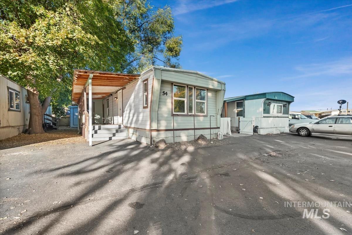 571 Caldwell Blvd, Nampa, Idaho 83651, 2 Bedrooms, 1 Bathroom, Residential For Sale, Price $55,000, 98986951