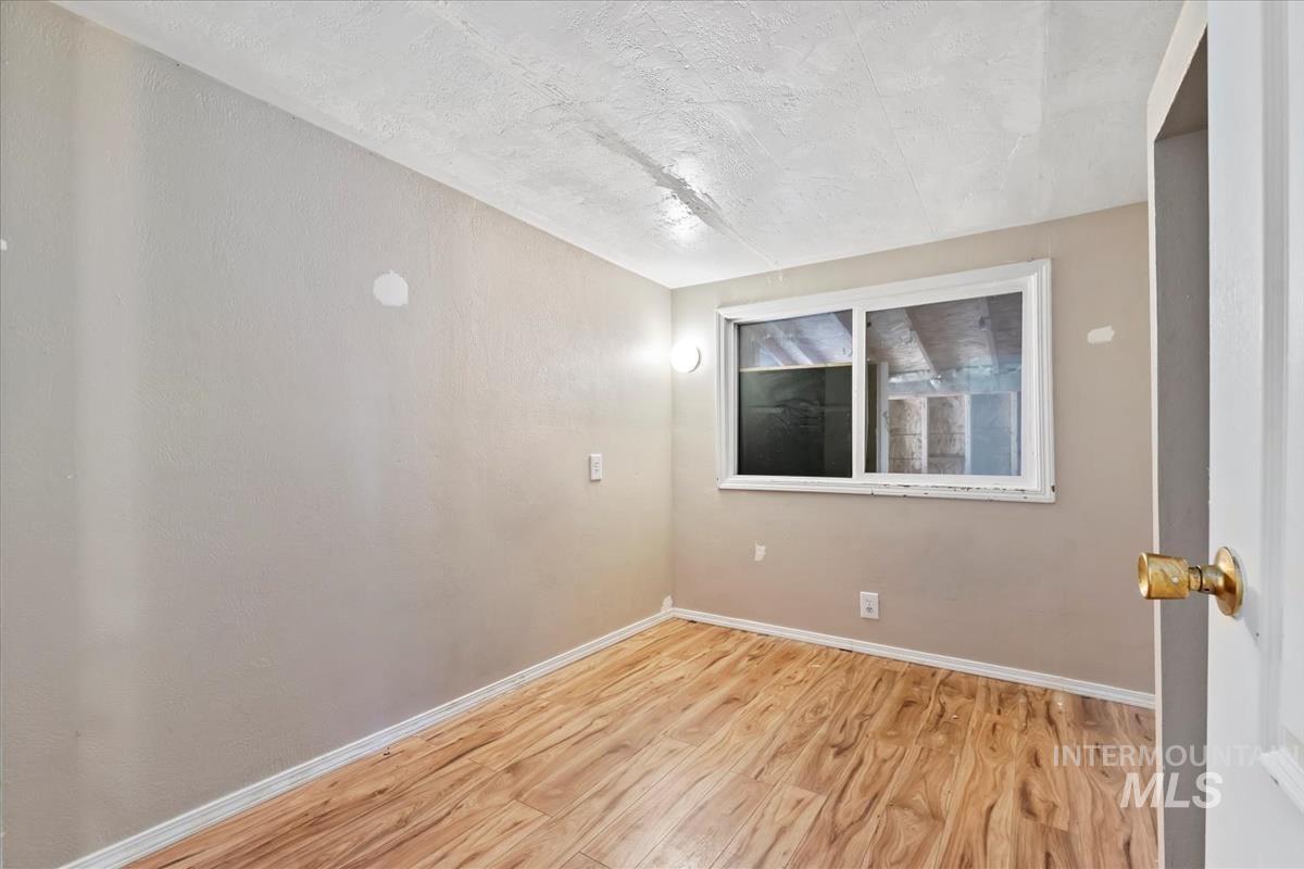 571 Caldwell Blvd, Nampa, Idaho 83651, 2 Bedrooms, 1 Bathroom, Residential For Sale, Price $55,000, 98986951