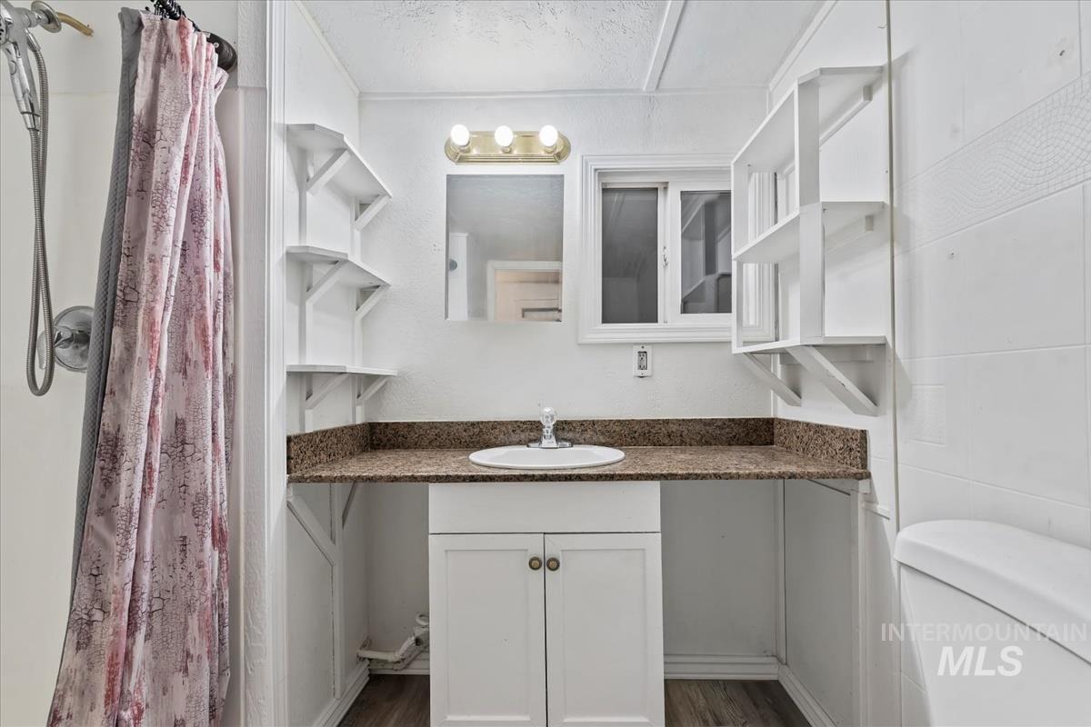 571 Caldwell Blvd, Nampa, Idaho 83651, 2 Bedrooms, 1 Bathroom, Residential For Sale, Price $55,000, 98986951