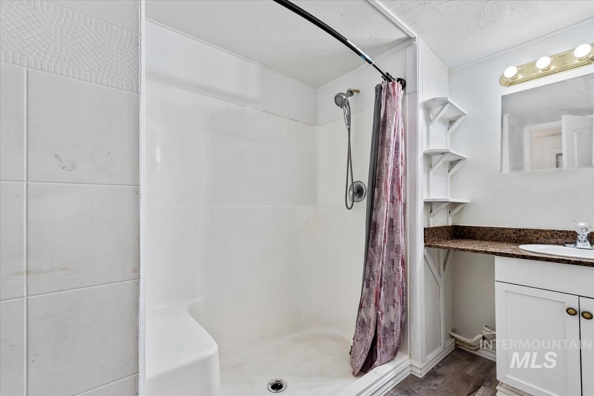 571 Caldwell Blvd, Nampa, Idaho 83651, 2 Bedrooms, 1 Bathroom, Residential For Sale, Price $55,000, 98986951