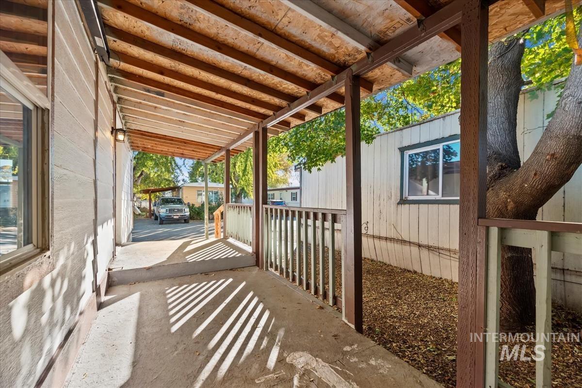 571 Caldwell Blvd, Nampa, Idaho 83651, 2 Bedrooms, 1 Bathroom, Residential For Sale, Price $55,000, 98986951