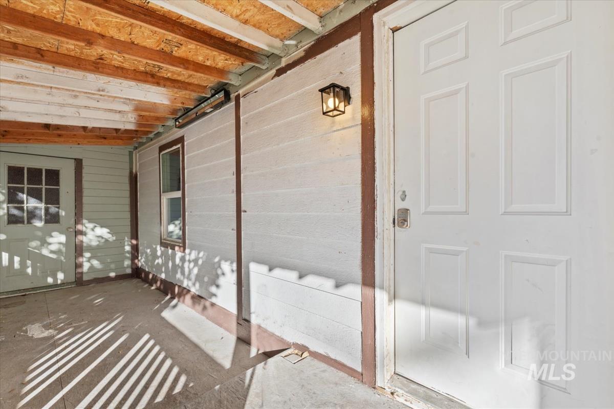 571 Caldwell Blvd, Nampa, Idaho 83651, 2 Bedrooms, 1 Bathroom, Residential For Sale, Price $55,000, 98986951