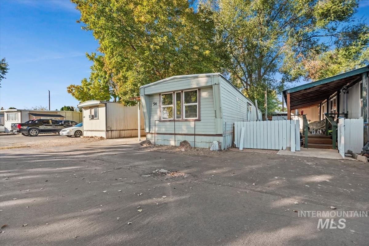 571 Caldwell Blvd, Nampa, Idaho 83651, 2 Bedrooms, 1 Bathroom, Residential For Sale, Price $55,000, 98986951
