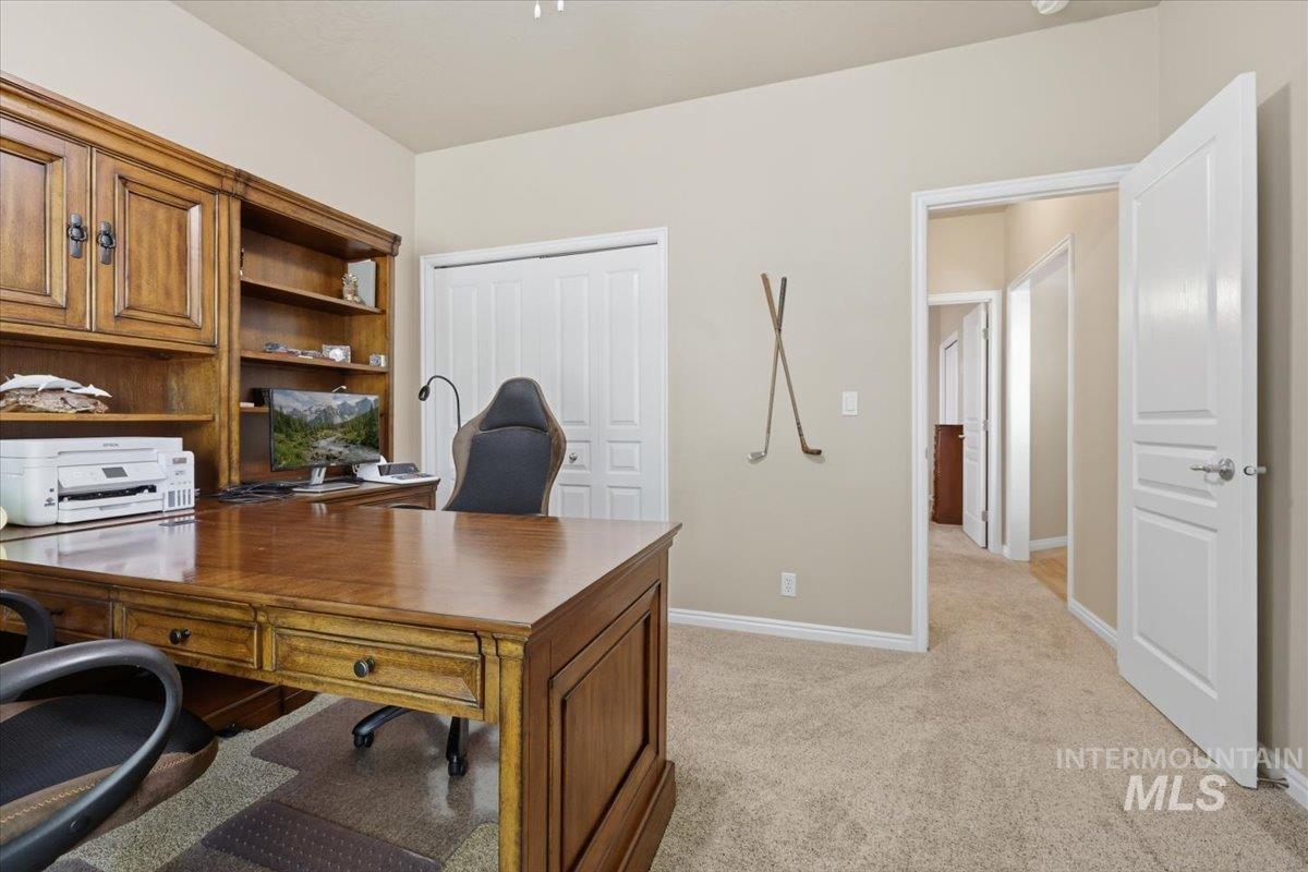 1050 E Legacy View Dr, Meridian, Idaho 83646, 3 Bedrooms, 2 Bathrooms, Residential For Sale, Price $579,000, 98986954