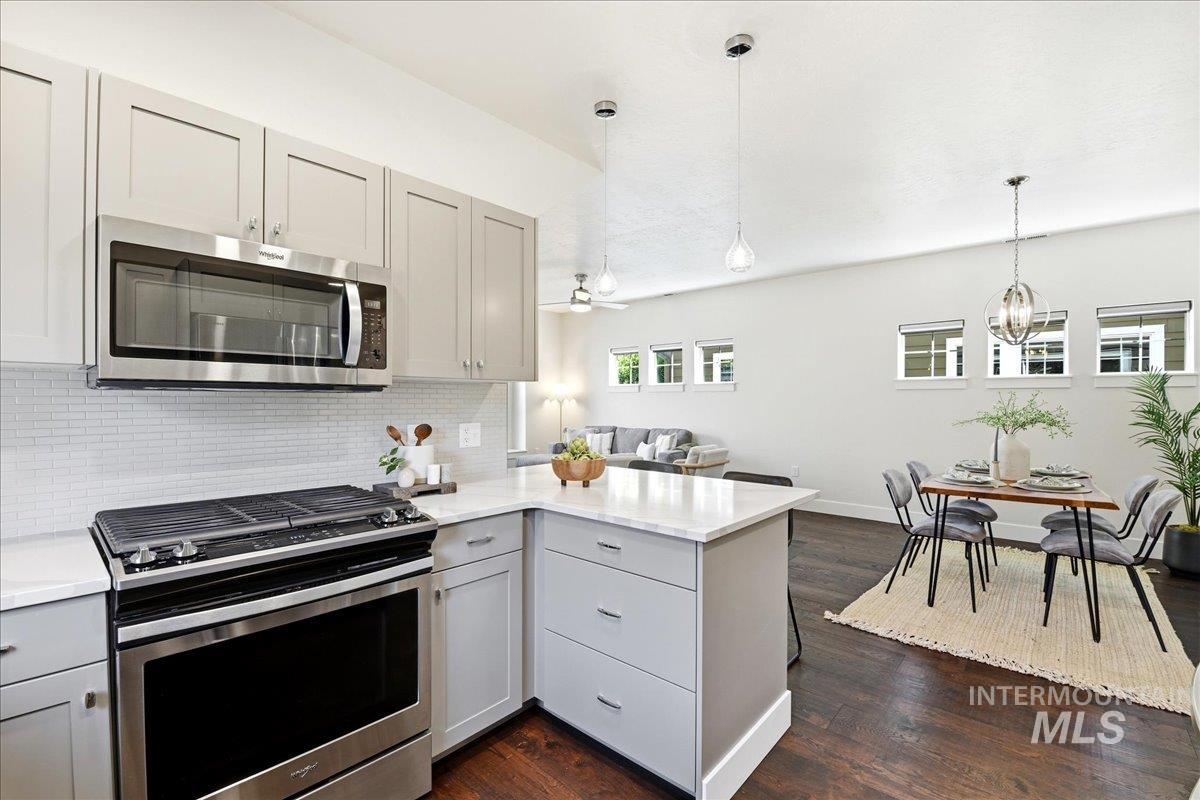 500 E Trackstand Ln, Garden City, Idaho 83714, 2 Bedrooms, 2 Bathrooms, Residential For Sale, Price $485,000, 98986956
