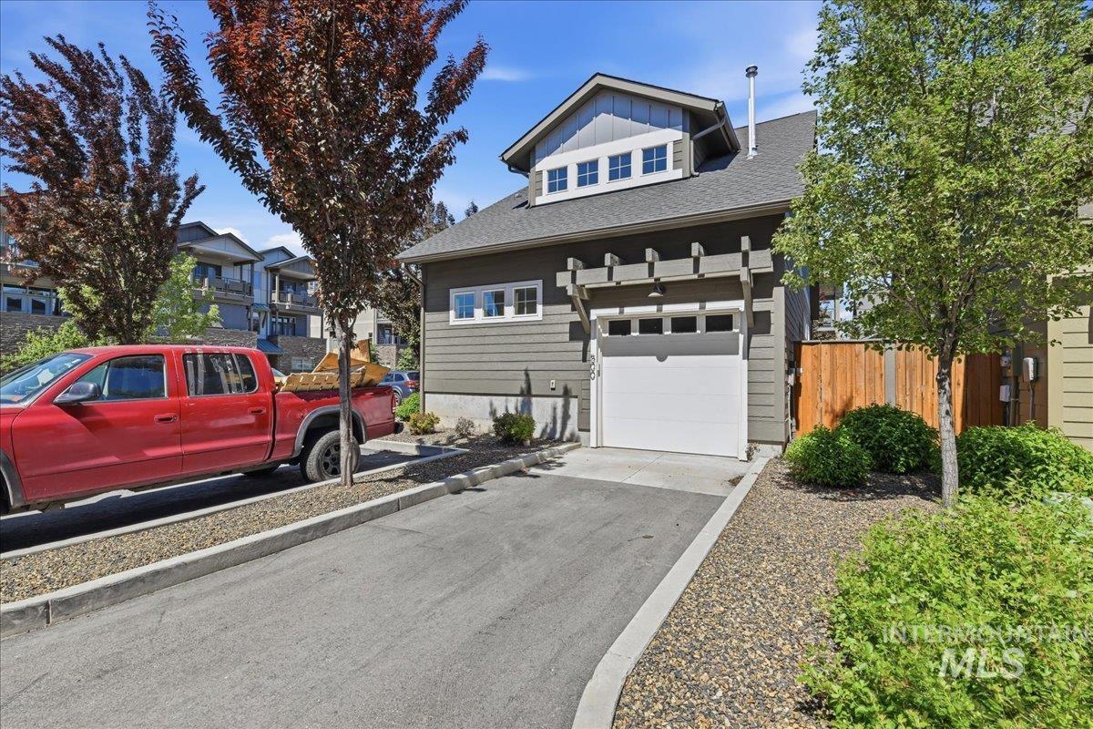 500 E Trackstand Ln, Garden City, Idaho 83714, 2 Bedrooms, 2 Bathrooms, Residential For Sale, Price $485,000, 98986956