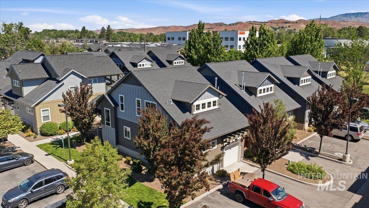 500 E Trackstand Ln, Garden City, Idaho 83714, 2 Bedrooms, 2 Bathrooms, Residential For Sale, Price $485,000, 98986956