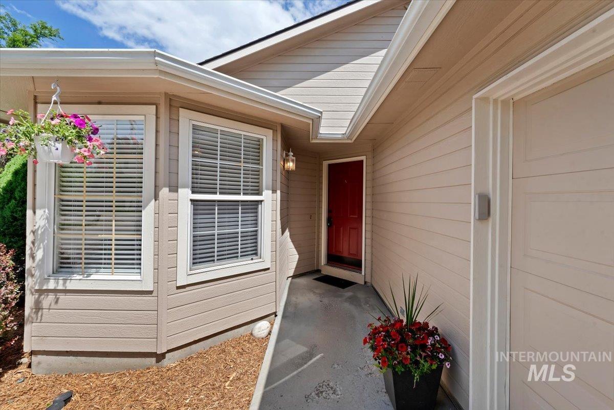 810 W Richmond St, Boise, Idaho 83706-4752, 3 Bedrooms, 2 Bathrooms, Residential For Sale, Price $439,000, 98986958