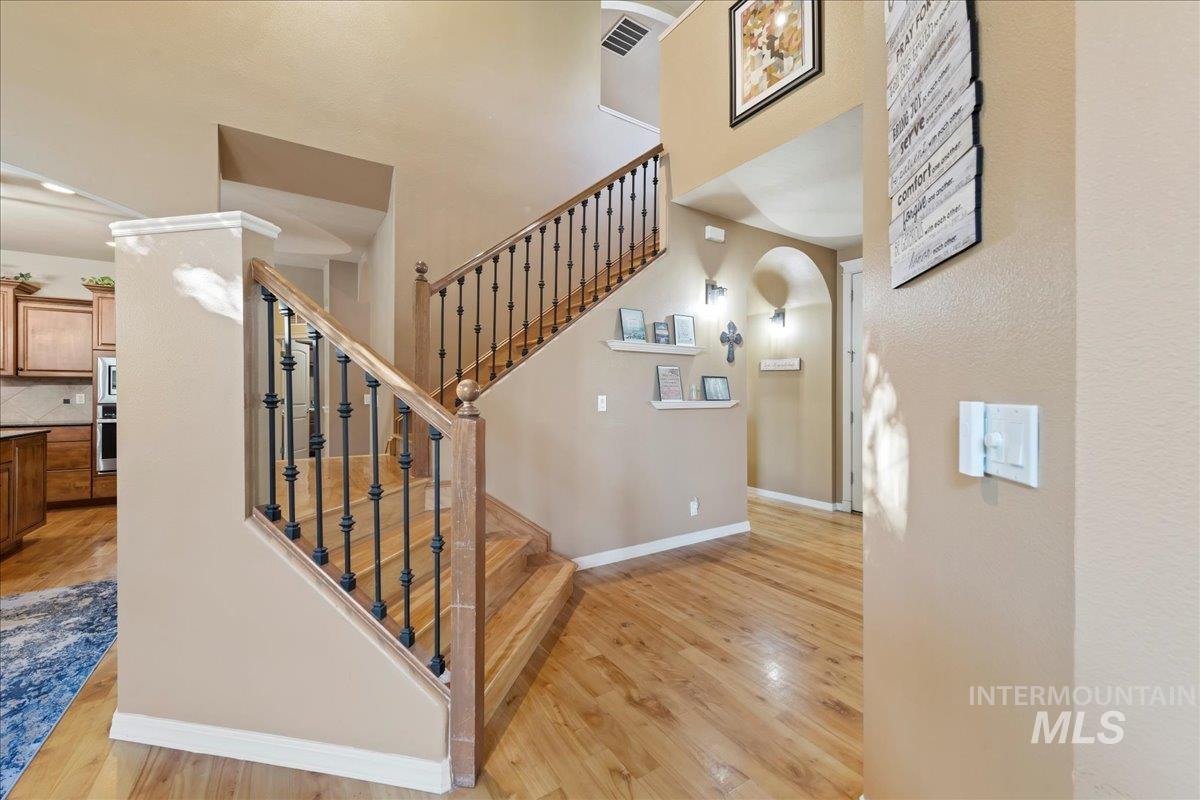 2151 W Teano, Meridian, Idaho 83646, 6 Bedrooms, 3 Bathrooms, Residential For Sale, Price $819,000, 98986959