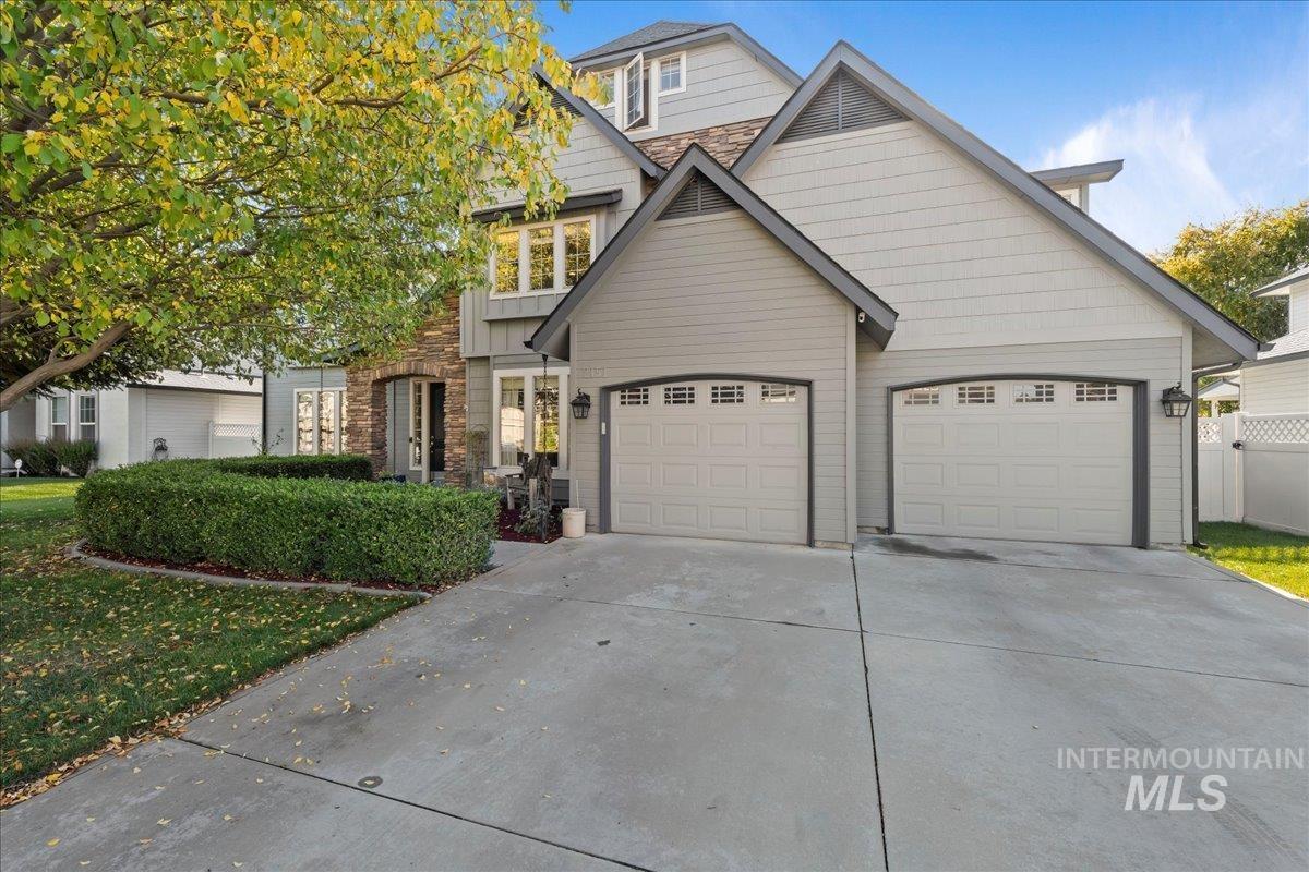 2151 W Teano, Meridian, Idaho 83646, 6 Bedrooms, 3 Bathrooms, Residential For Sale, Price $819,000, 98986959