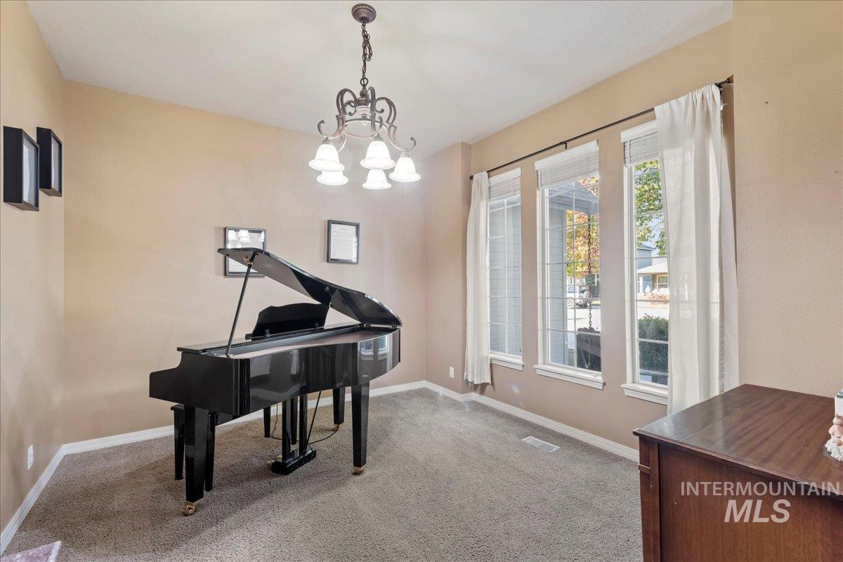 2151 W Teano, Meridian, Idaho 83646, 6 Bedrooms, 3 Bathrooms, Residential For Sale, Price $819,000, 98986959