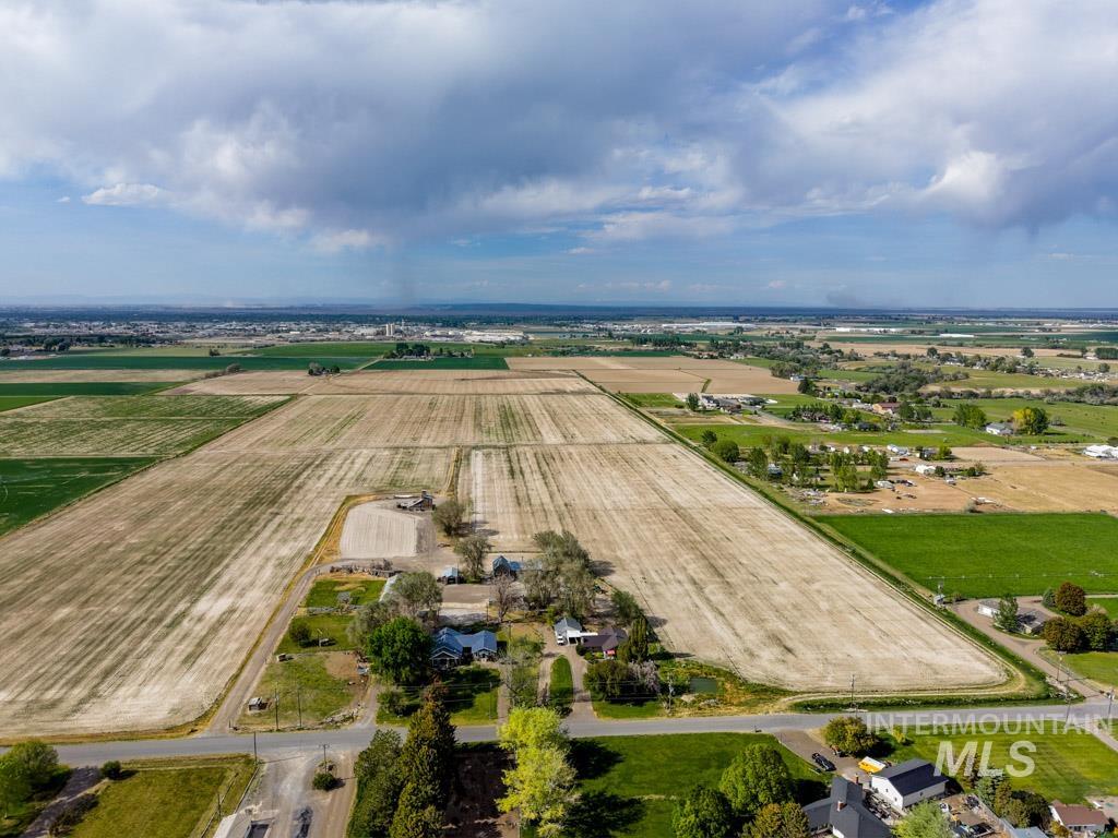 TBD 3500 N, Twin Falls, Idaho 83301, 4 Bedrooms, 2 Bathrooms, Farm & Ranch For Sale, Price $6,000,000, 98986965