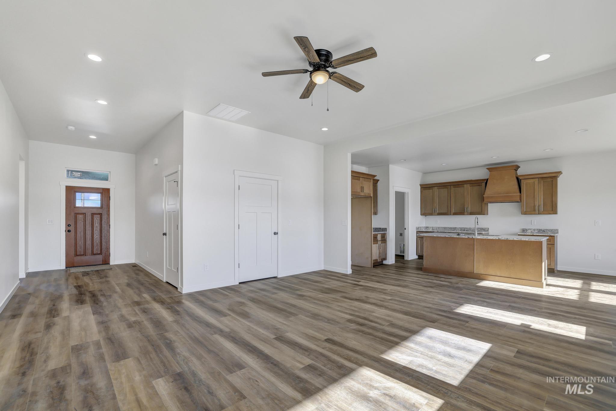2006 Regan St, Jerome, Idaho 83338-1600, 4 Bedrooms, 2 Bathrooms, Residential For Sale, Price $399,900, 98986966