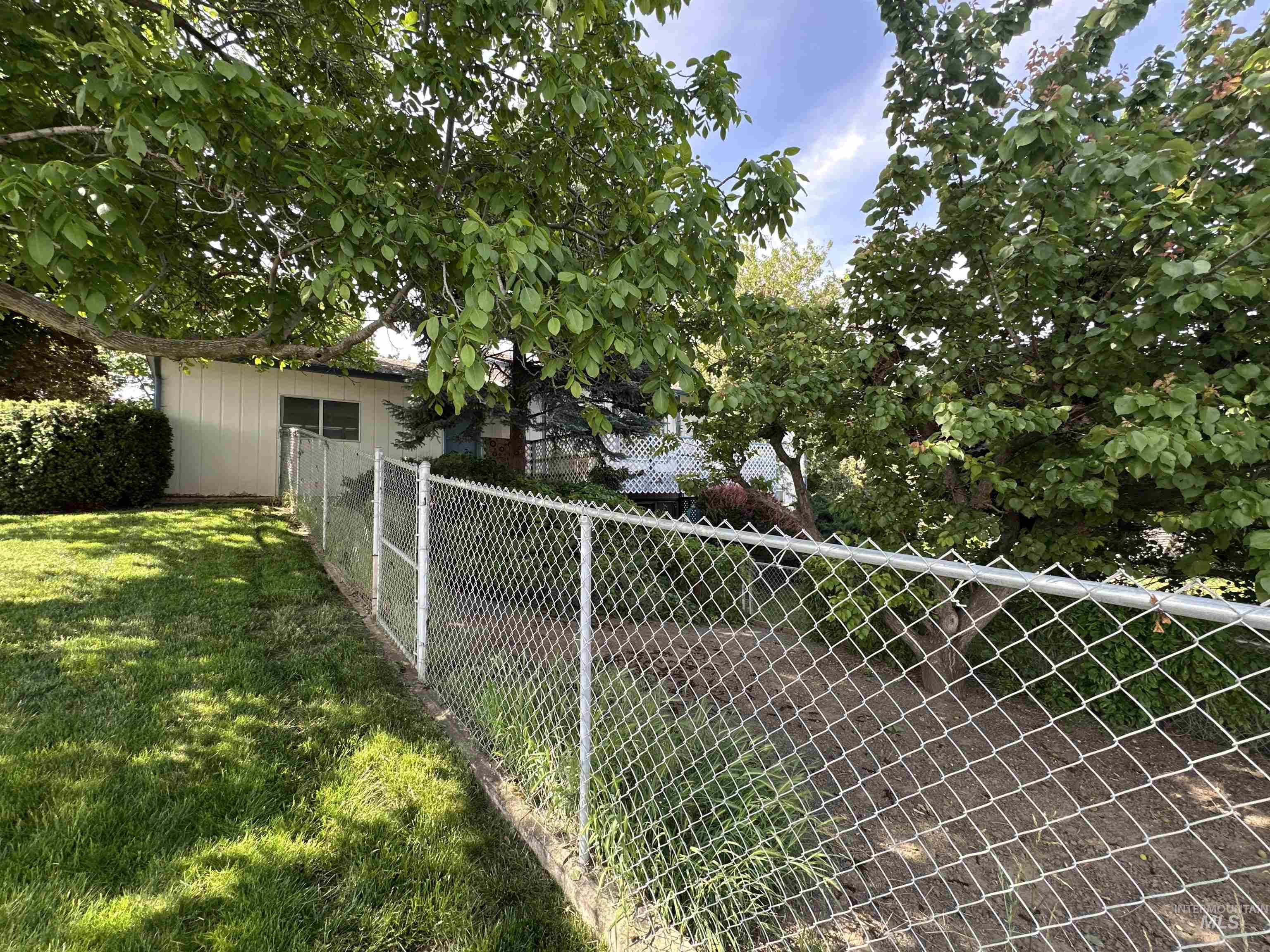 1620 6th Ave, Clarkston, Washington 99403, 4 Bedrooms, 2 Bathrooms, Residential For Sale, Price $350,000, 98986969
