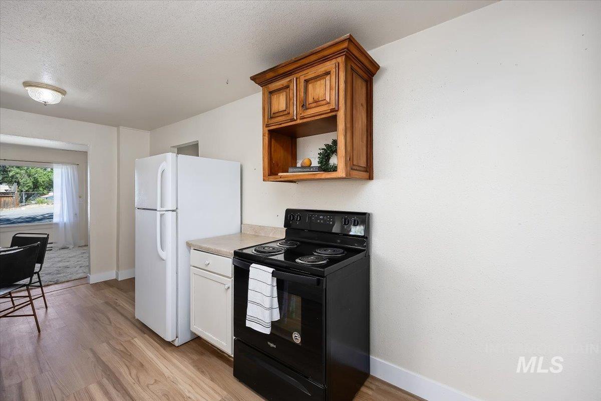 320 E North St., Hagerman, Idaho 83332, 3 Bedrooms, 1 Bathroom, Residential For Sale, Price $216,000, 98986970