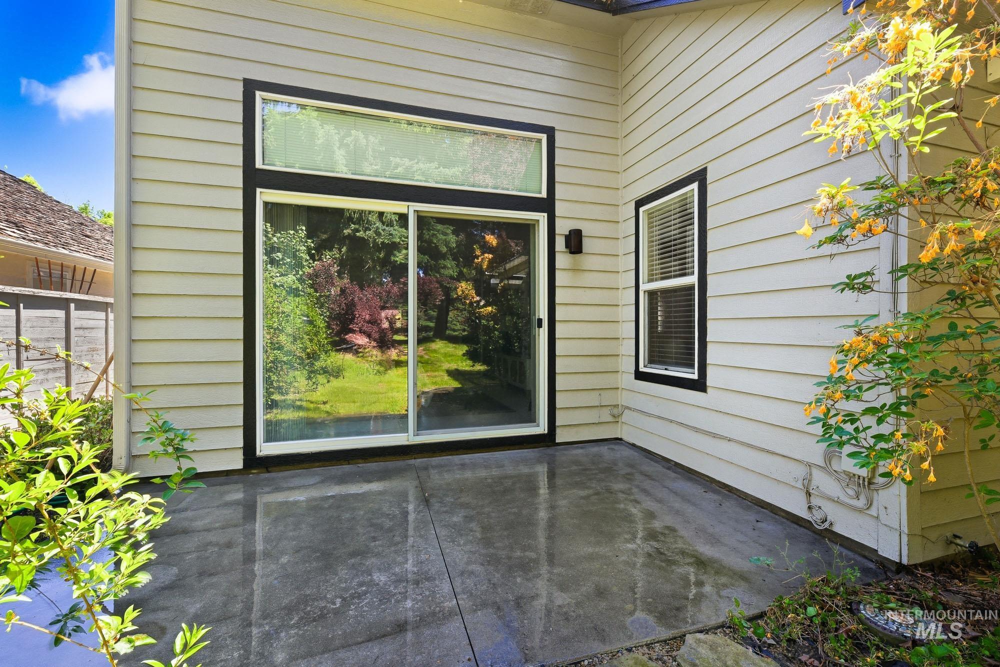 5081 N Marsh Ave, Garden City, Idaho 83714, 3 Bedrooms, 2.5 Bathrooms, Residential For Sale, Price $611,000, 98986971