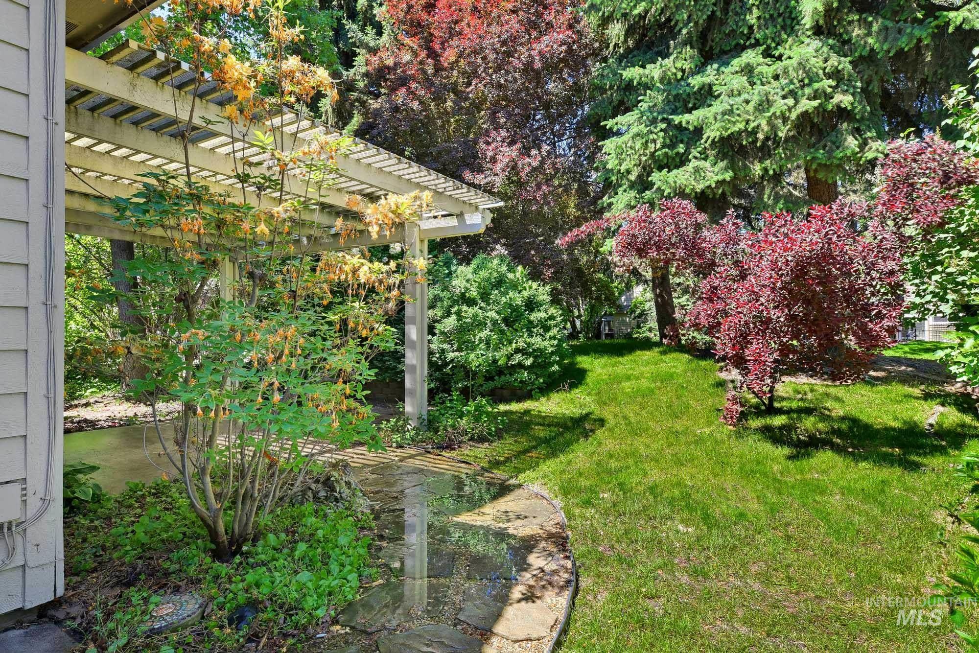 5081 N Marsh Ave, Garden City, Idaho 83714, 3 Bedrooms, 2.5 Bathrooms, Residential For Sale, Price $611,000, 98986971