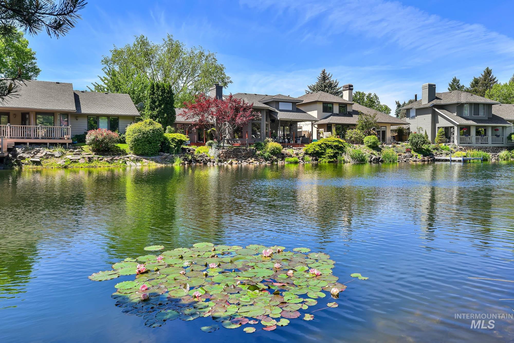 5081 N Marsh Ave, Garden City, Idaho 83714, 3 Bedrooms, 2.5 Bathrooms, Residential For Sale, Price $611,000, 98986971