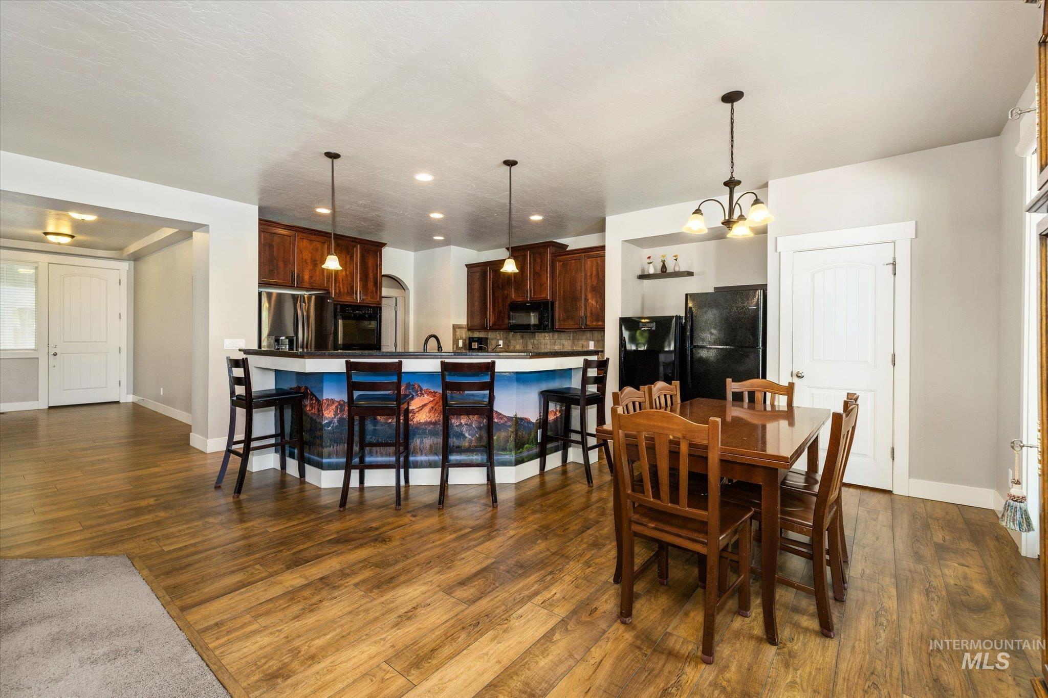 847 N Tullshire Way, Eagle, Idaho 83616, 5 Bedrooms, 4 Bathrooms, Residential For Sale, Price $765,000, 98986972