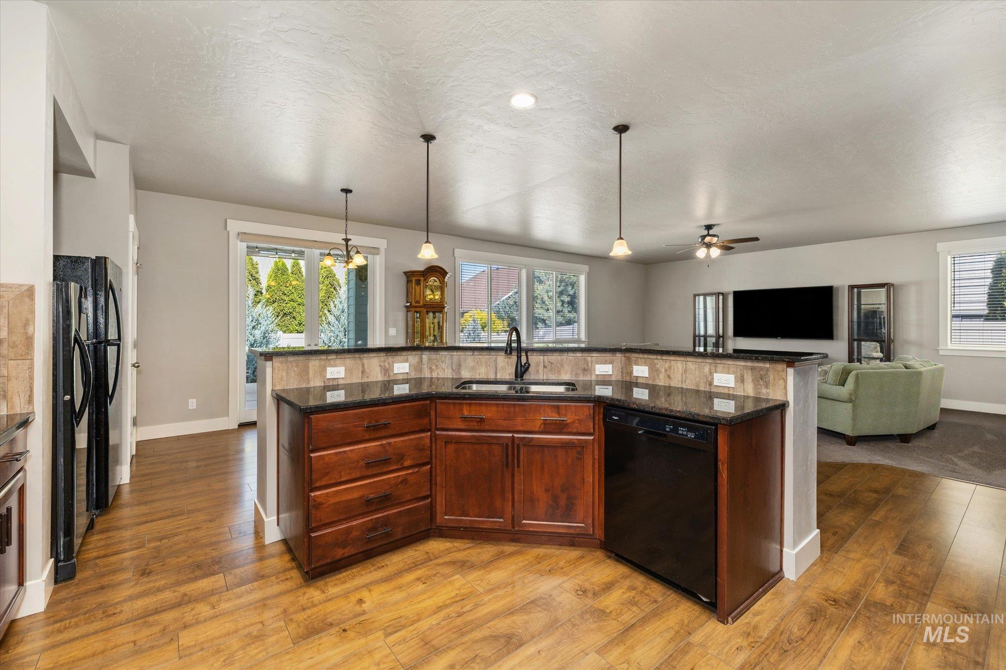 847 N Tullshire Way, Eagle, Idaho 83616, 5 Bedrooms, 4 Bathrooms, Residential For Sale, Price $765,000, 98986972