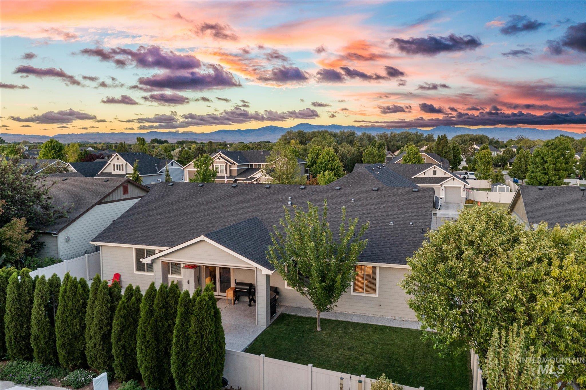 847 N Tullshire Way, Eagle, Idaho 83616, 5 Bedrooms, 4 Bathrooms, Residential For Sale, Price $765,000, 98986972