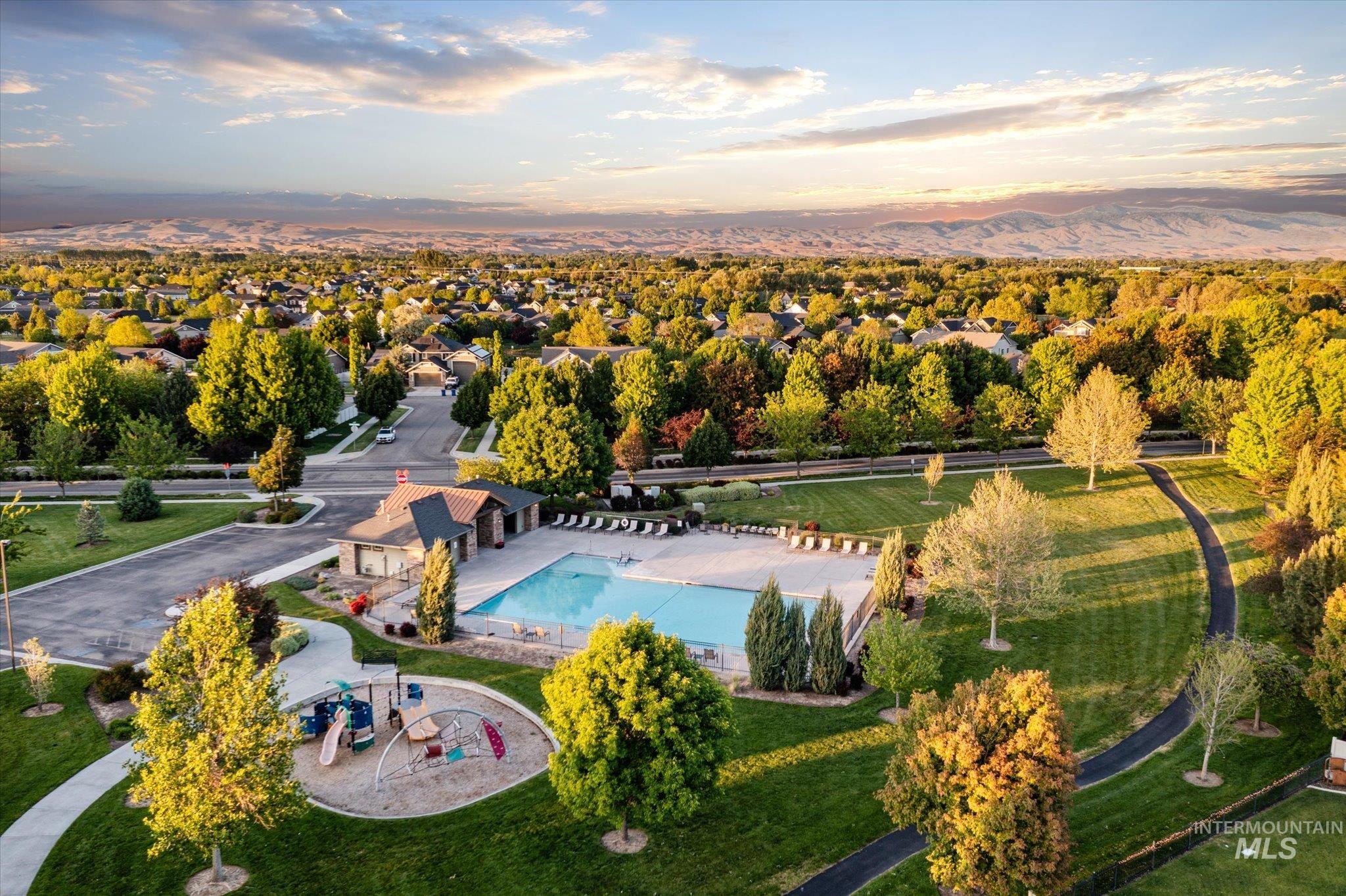 847 N Tullshire Way, Eagle, Idaho 83616, 5 Bedrooms, 4 Bathrooms, Residential For Sale, Price $765,000, 98986972