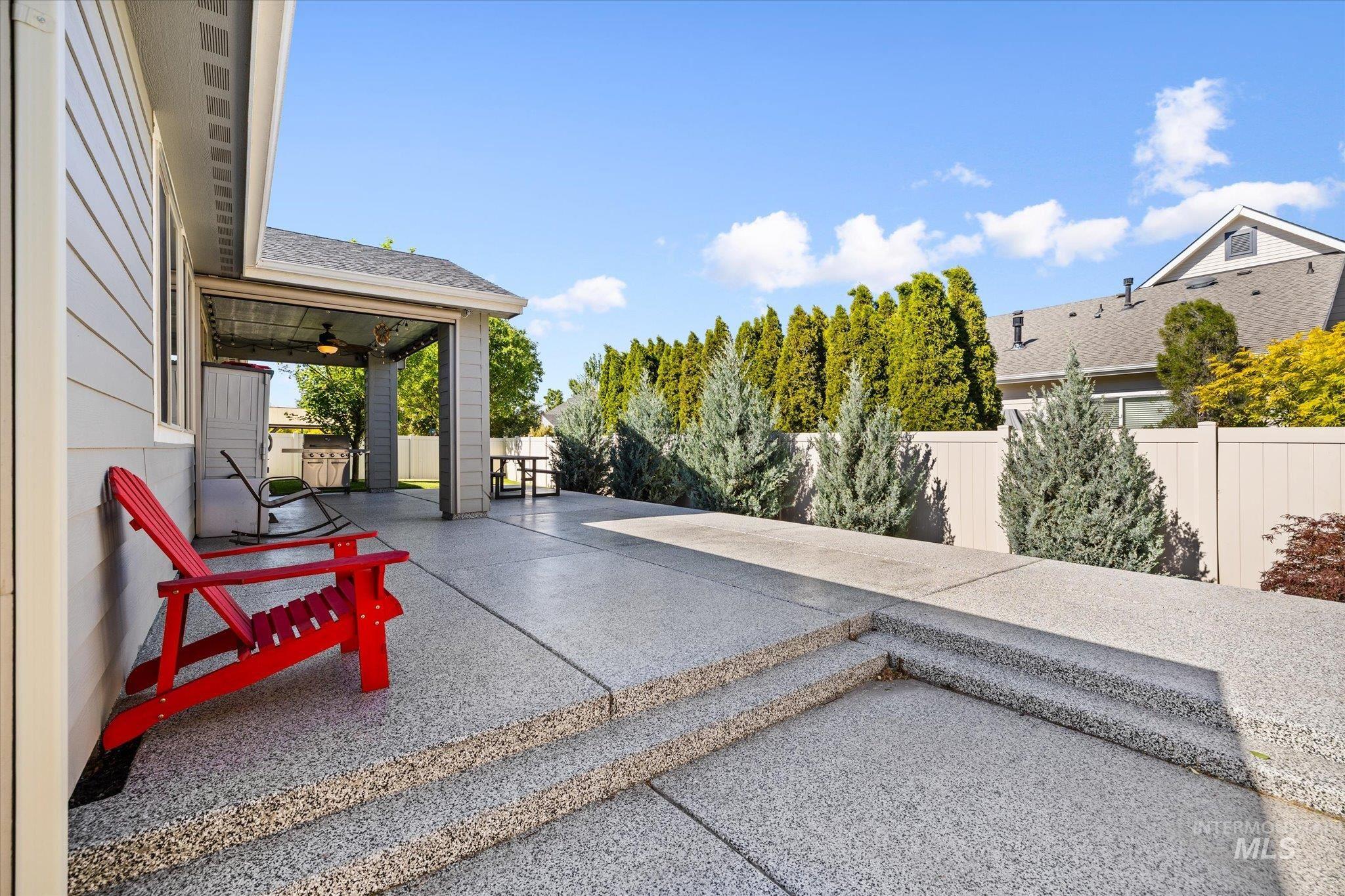 847 N Tullshire Way, Eagle, Idaho 83616, 5 Bedrooms, 4 Bathrooms, Residential For Sale, Price $765,000, 98986972