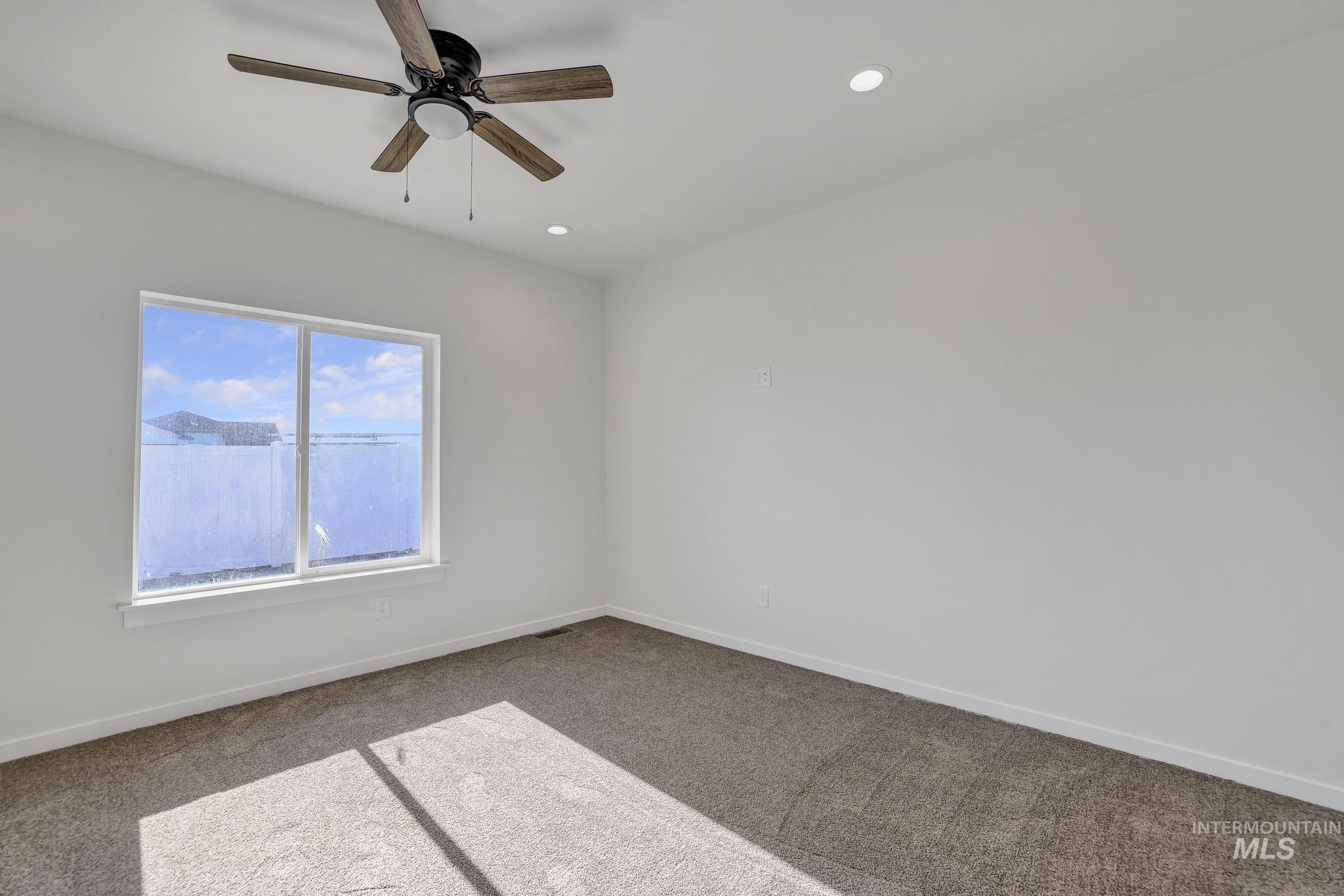 2010 Regan St, Jerome, Idaho 83338-1600, 4 Bedrooms, 2 Bathrooms, Residential For Sale, Price $399,900, 98986973