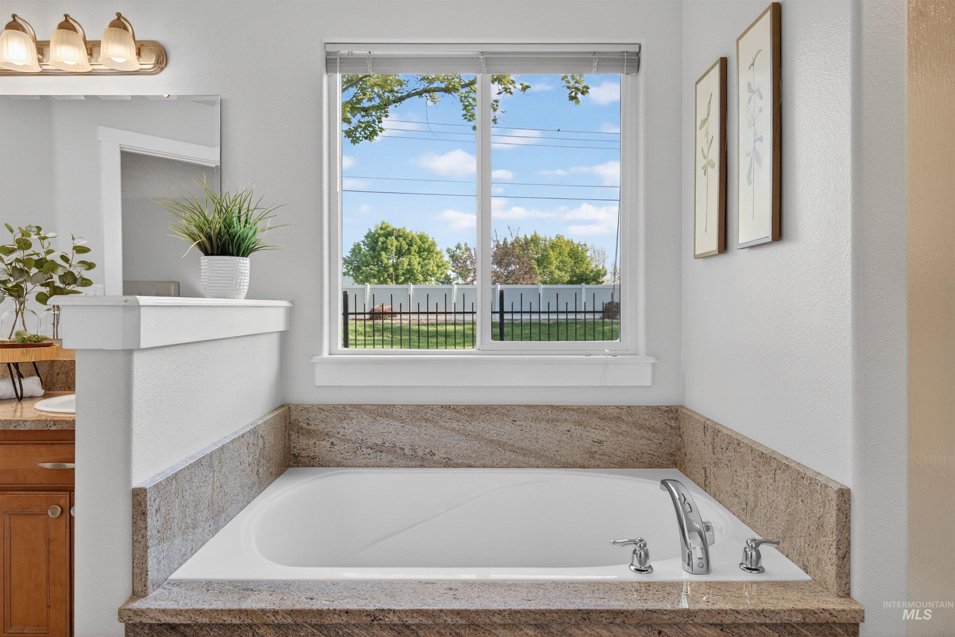 6914 E Greens Drive, Nampa, Idaho 83687, 3 Bedrooms, 2 Bathrooms, Residential For Sale, Price $389,900, 98986976