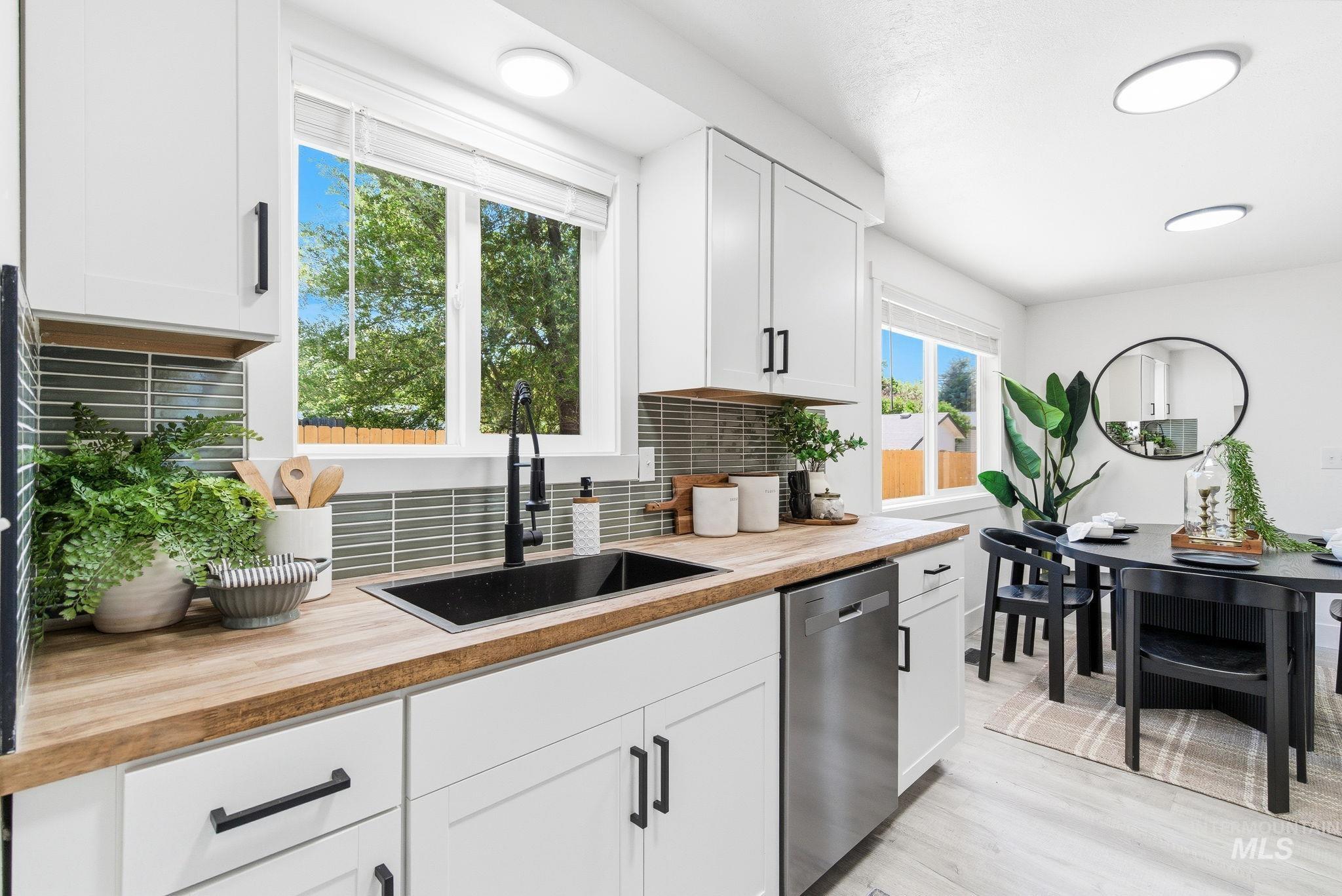 803 Smith Ave, Nampa, Idaho 83651, 3 Bedrooms, 1 Bathroom, Residential For Sale, Price $339,990, 98986979