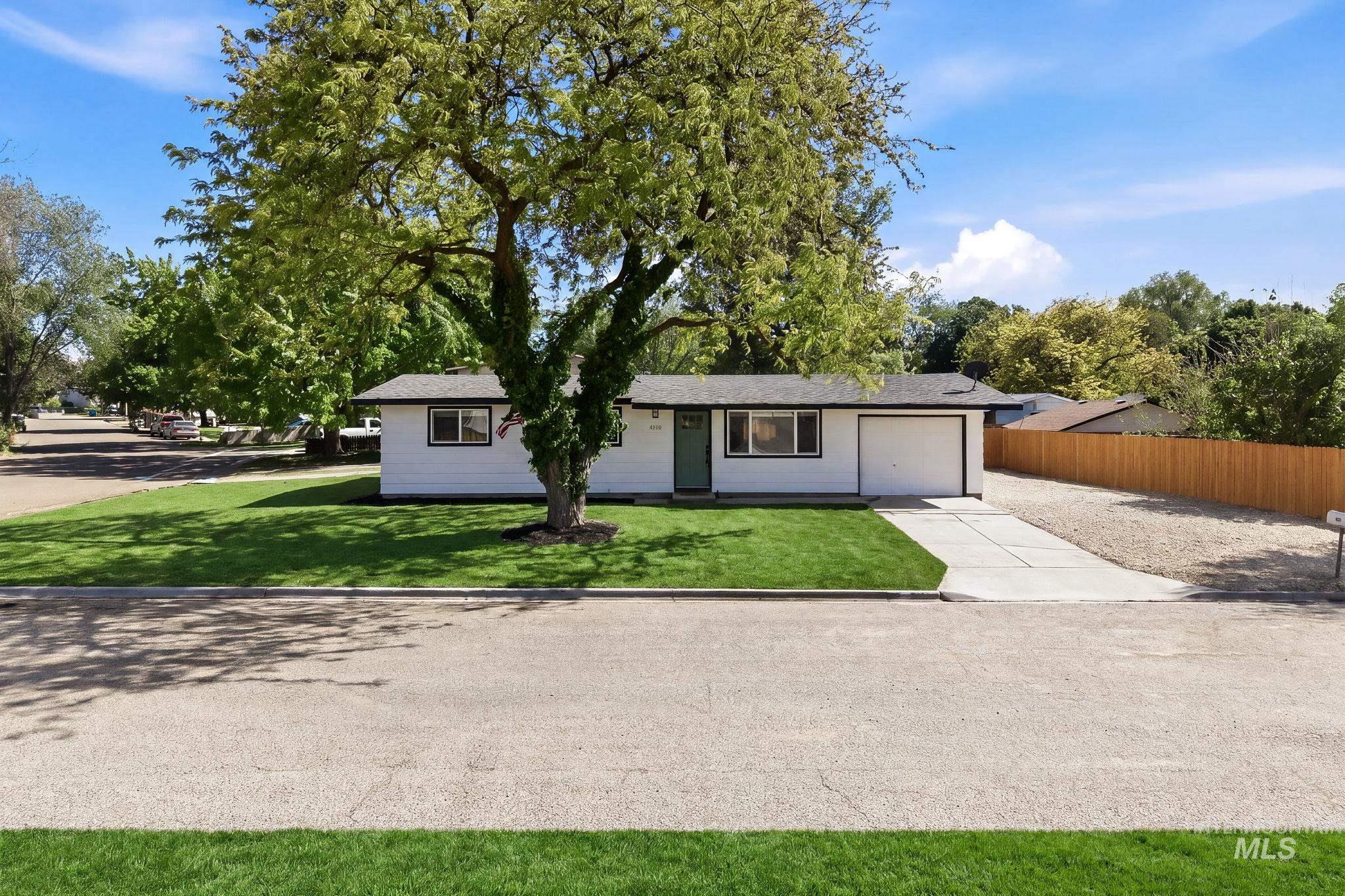 803 Smith Ave, Nampa, Idaho 83651, 3 Bedrooms, 1 Bathroom, Residential For Sale, Price $339,990, 98986979