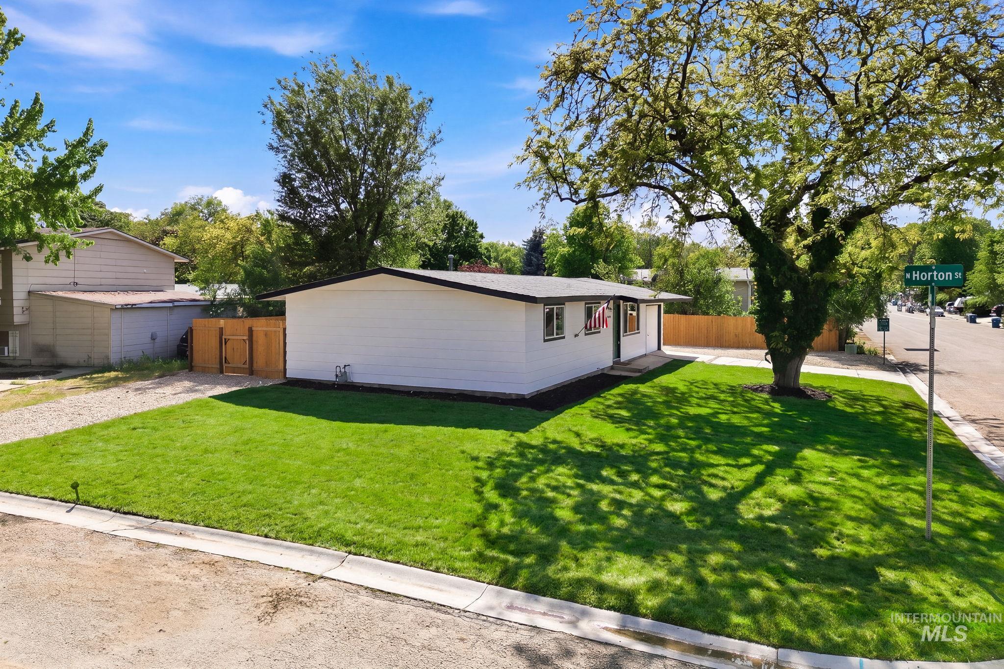 803 Smith Ave, Nampa, Idaho 83651, 3 Bedrooms, 1 Bathroom, Residential For Sale, Price $339,990, 98986979