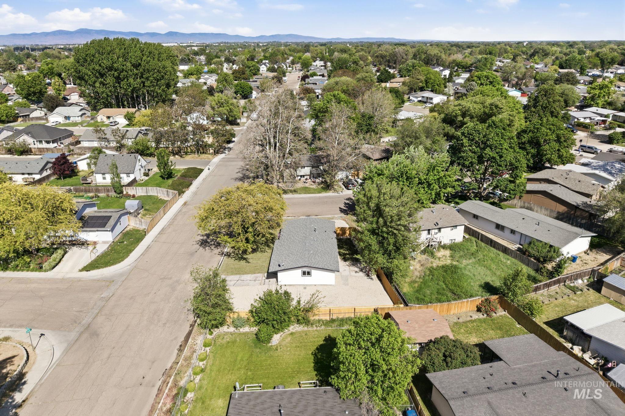 803 Smith Ave, Nampa, Idaho 83651, 3 Bedrooms, 1 Bathroom, Residential For Sale, Price $339,990, 98986979