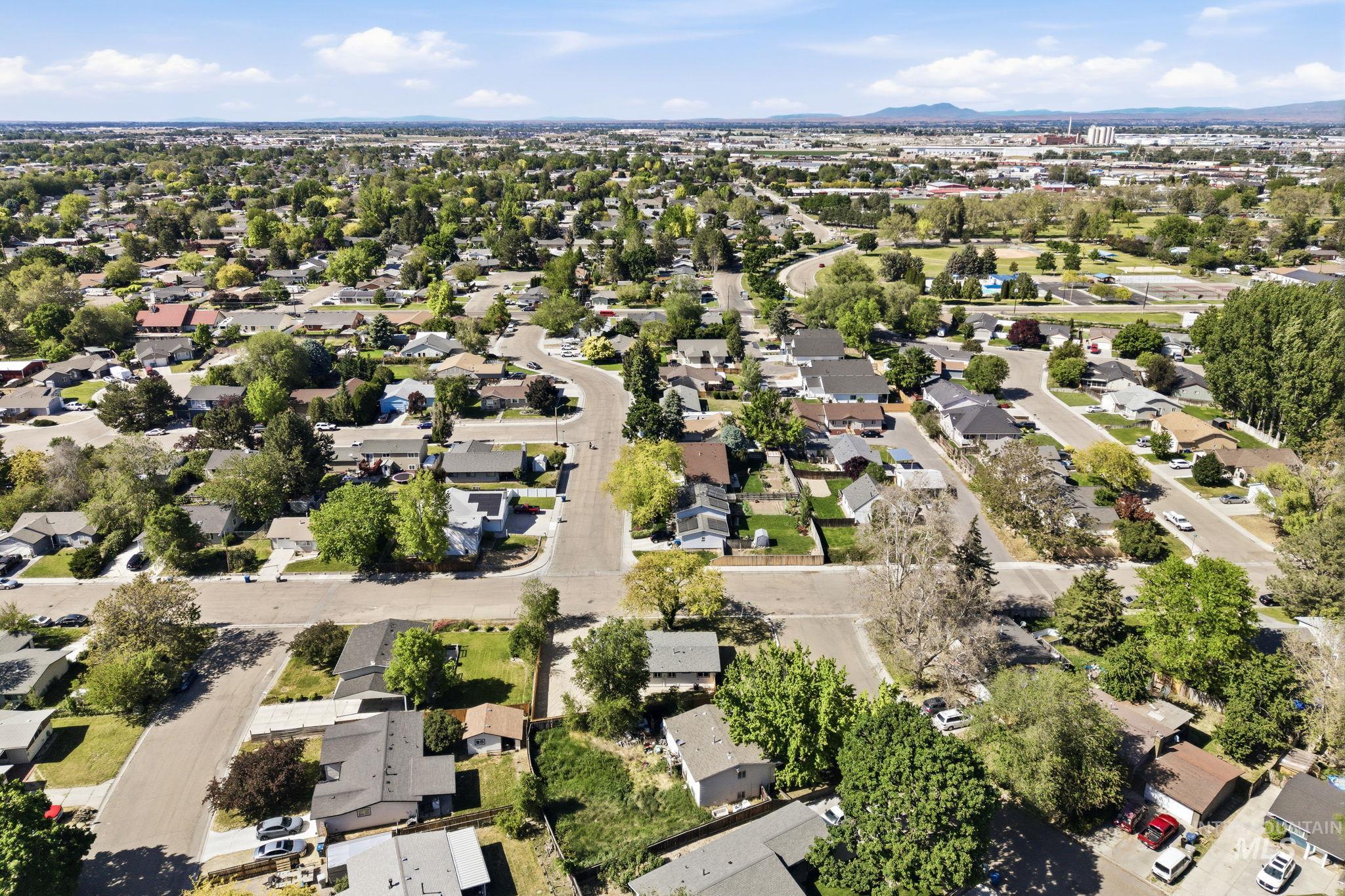 803 Smith Ave, Nampa, Idaho 83651, 3 Bedrooms, 1 Bathroom, Residential For Sale, Price $339,990, 98986979