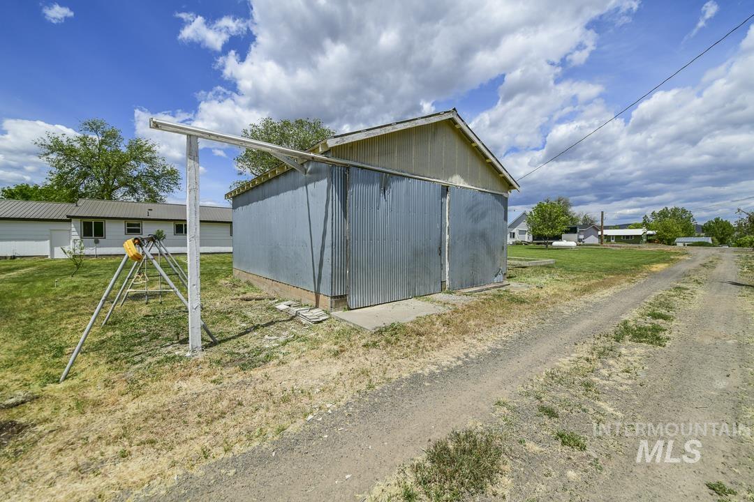 40 N 5th Street, Cambridge, Idaho 83610, 3 Bedrooms, 1.5 Bathrooms, Residential For Sale, Price $279,900, 98986981